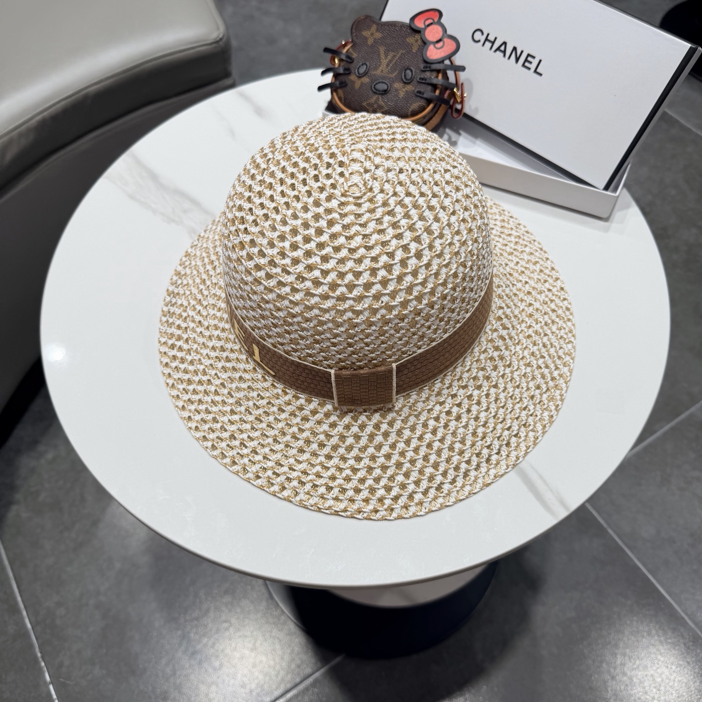 CHANEL香奈儿2026新款圆顶草帽 夏天海边首选～新款材质编织而成～质感满分💯