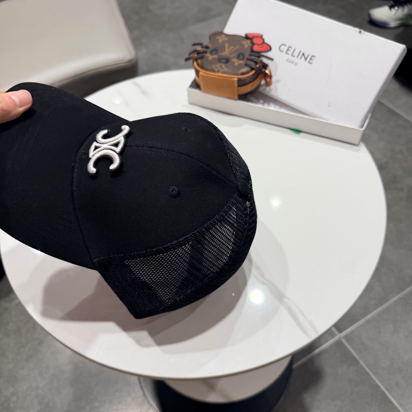 【CELINE赛琳】新款棒球帽🧢，出街必备超好搭配，赶紧入手！