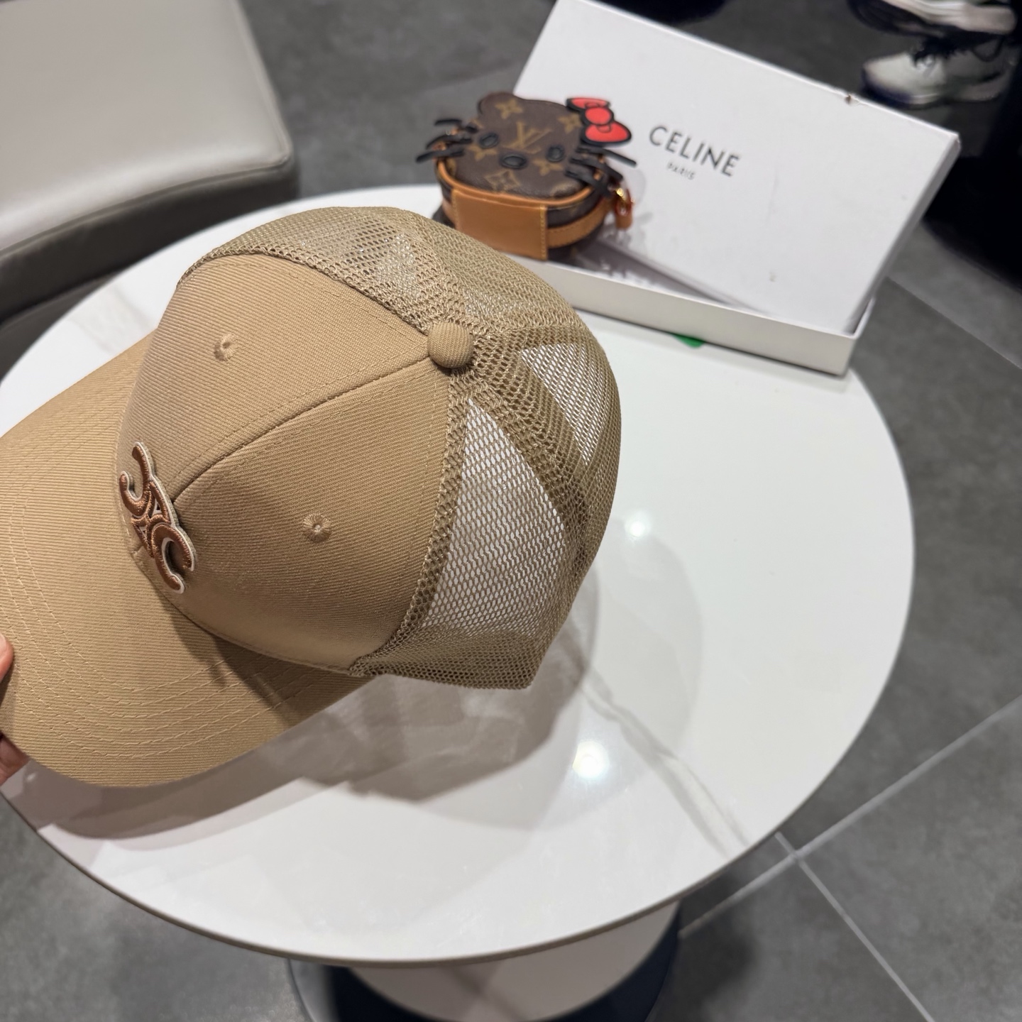 【CELINE赛琳】新款棒球帽🧢，出街必备超好搭配，赶紧入手！