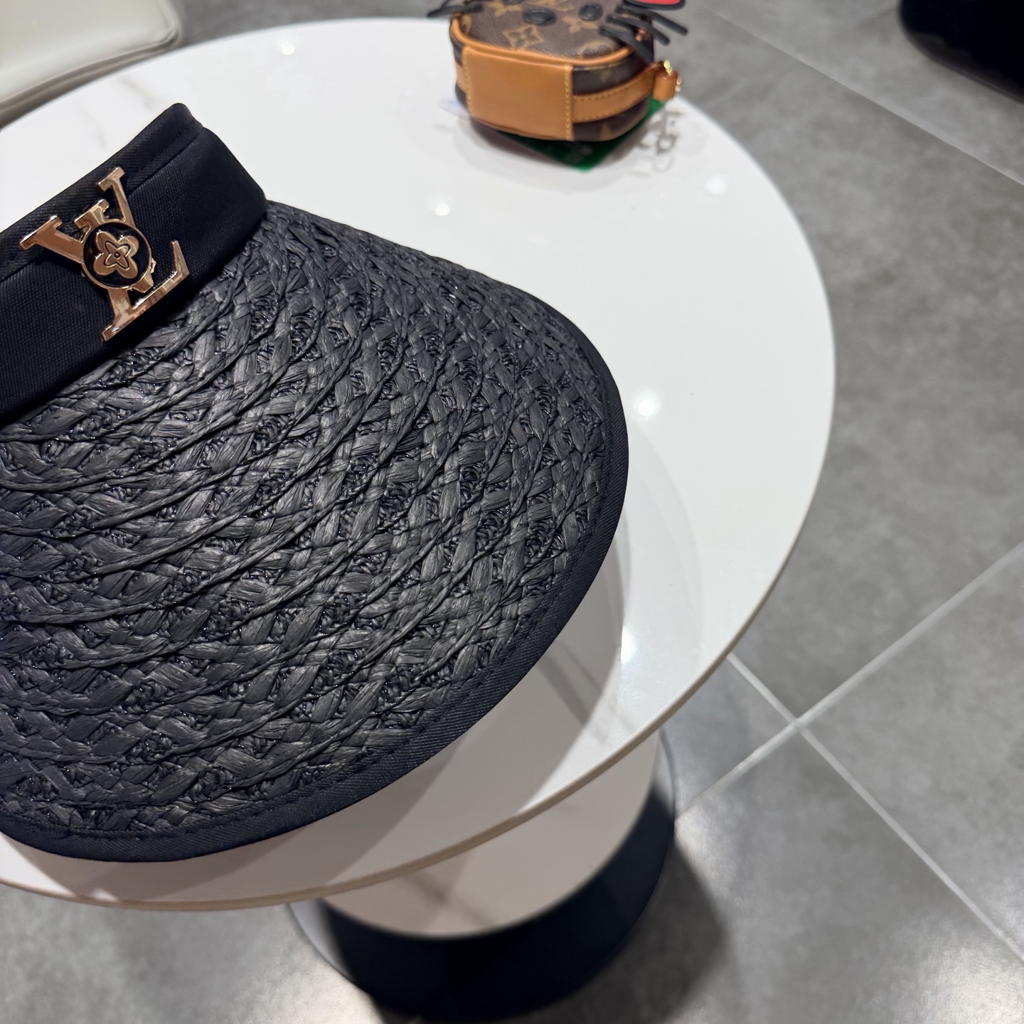 LV路易威登新款拉菲草空顶遮阳帽