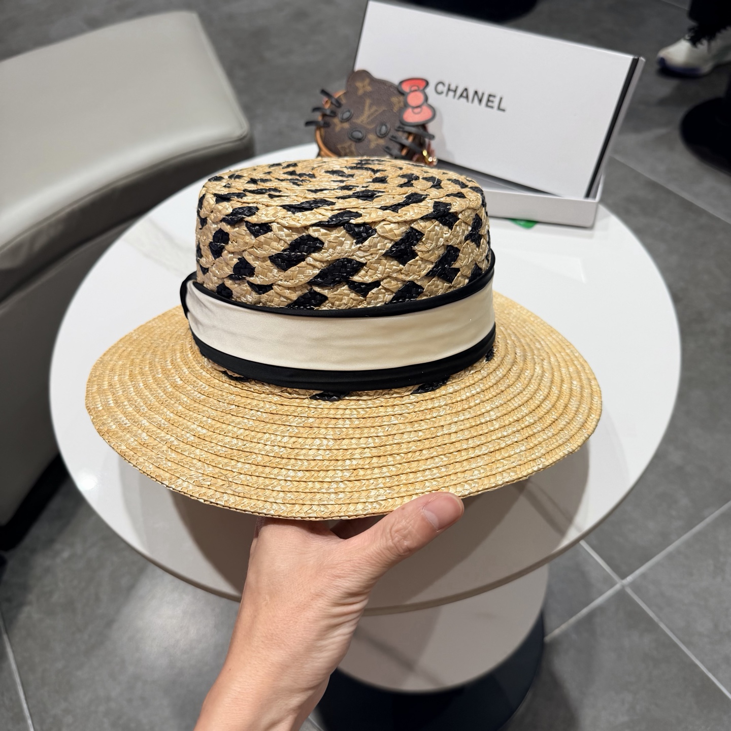 Chanel香奈儿麦秆草平顶礼帽，头围57cm