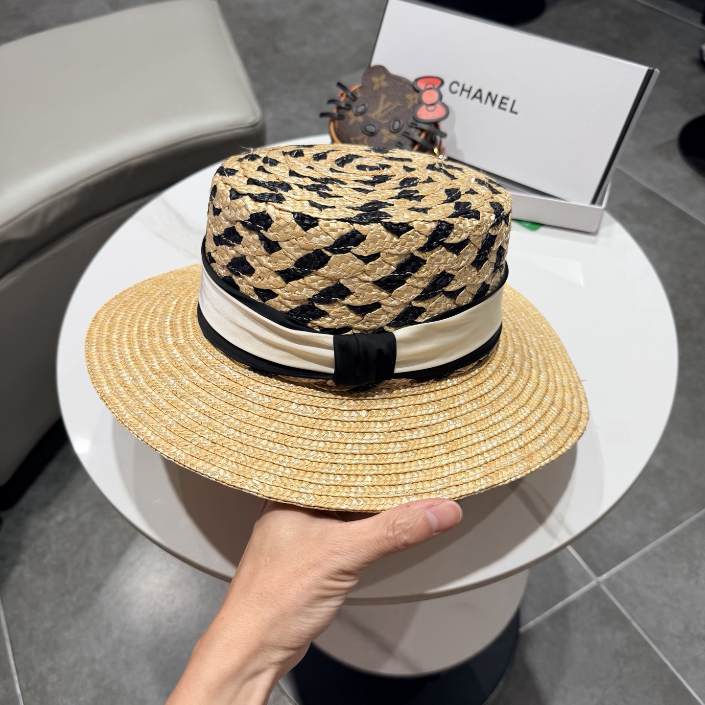 Chanel香奈儿麦秆草平顶礼帽，头围57cm