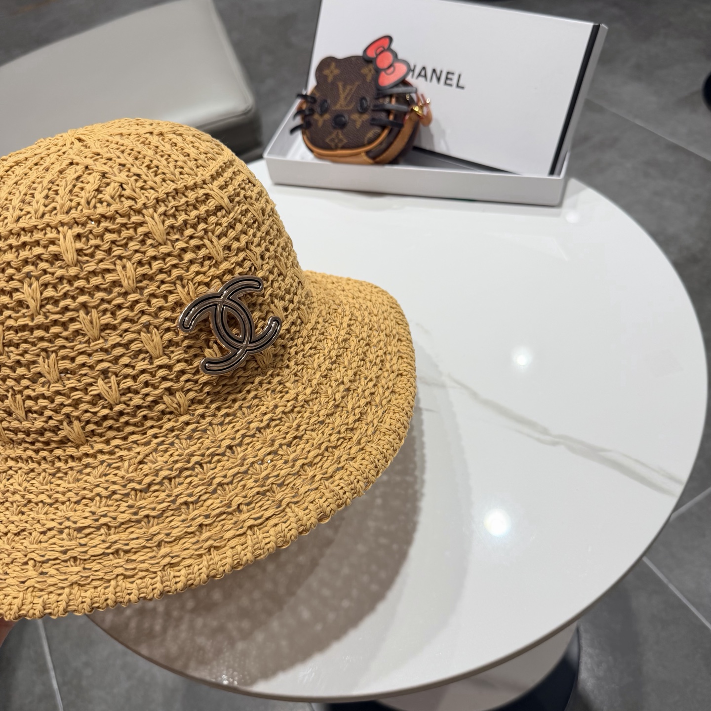 chanel香奈儿镂空百搭休闲针织帽子女春夏季透气遮阳渔夫帽户外防晒盆帽潮