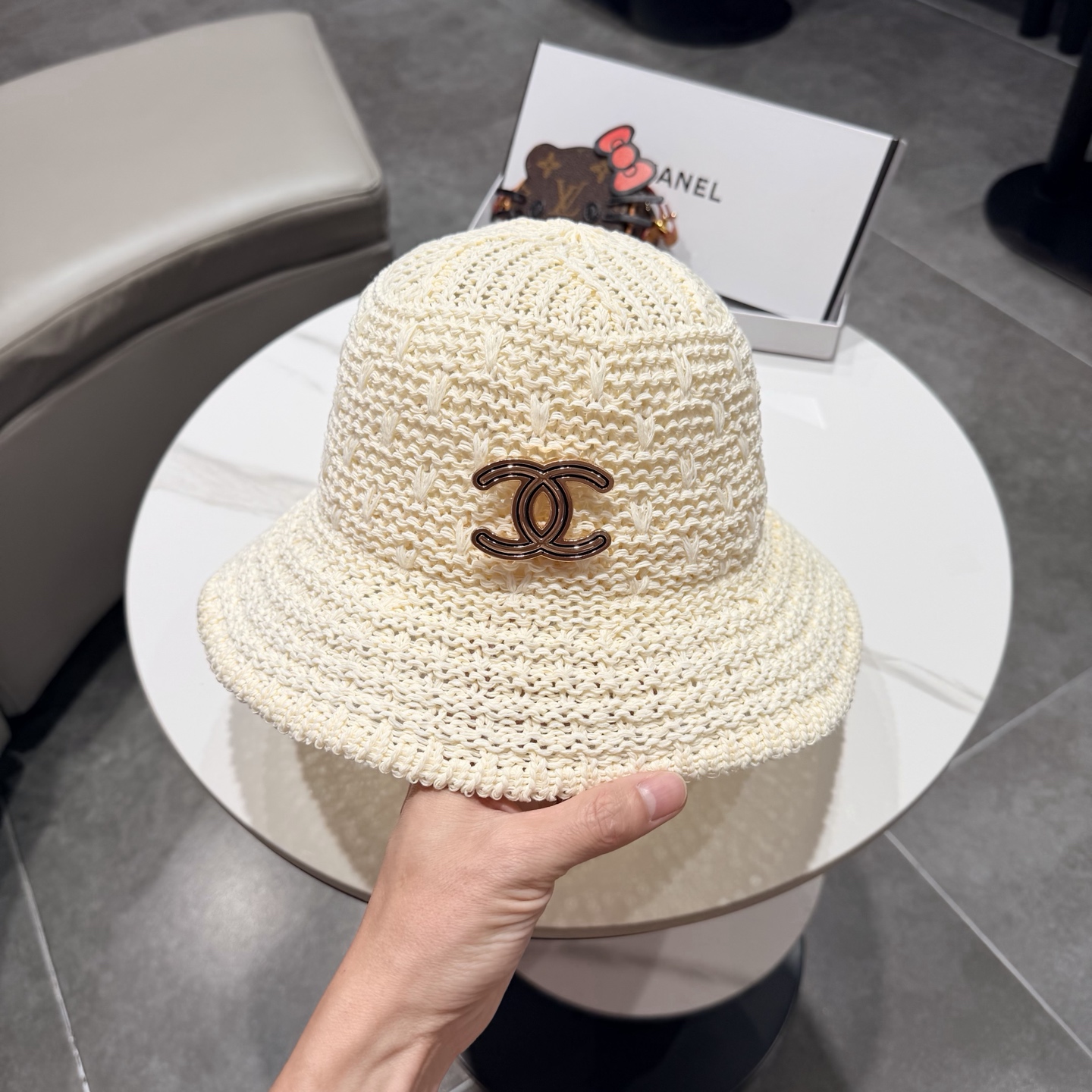 chanel香奈儿镂空百搭休闲针织帽子女春夏季透气遮阳渔夫帽户外防晒盆帽潮