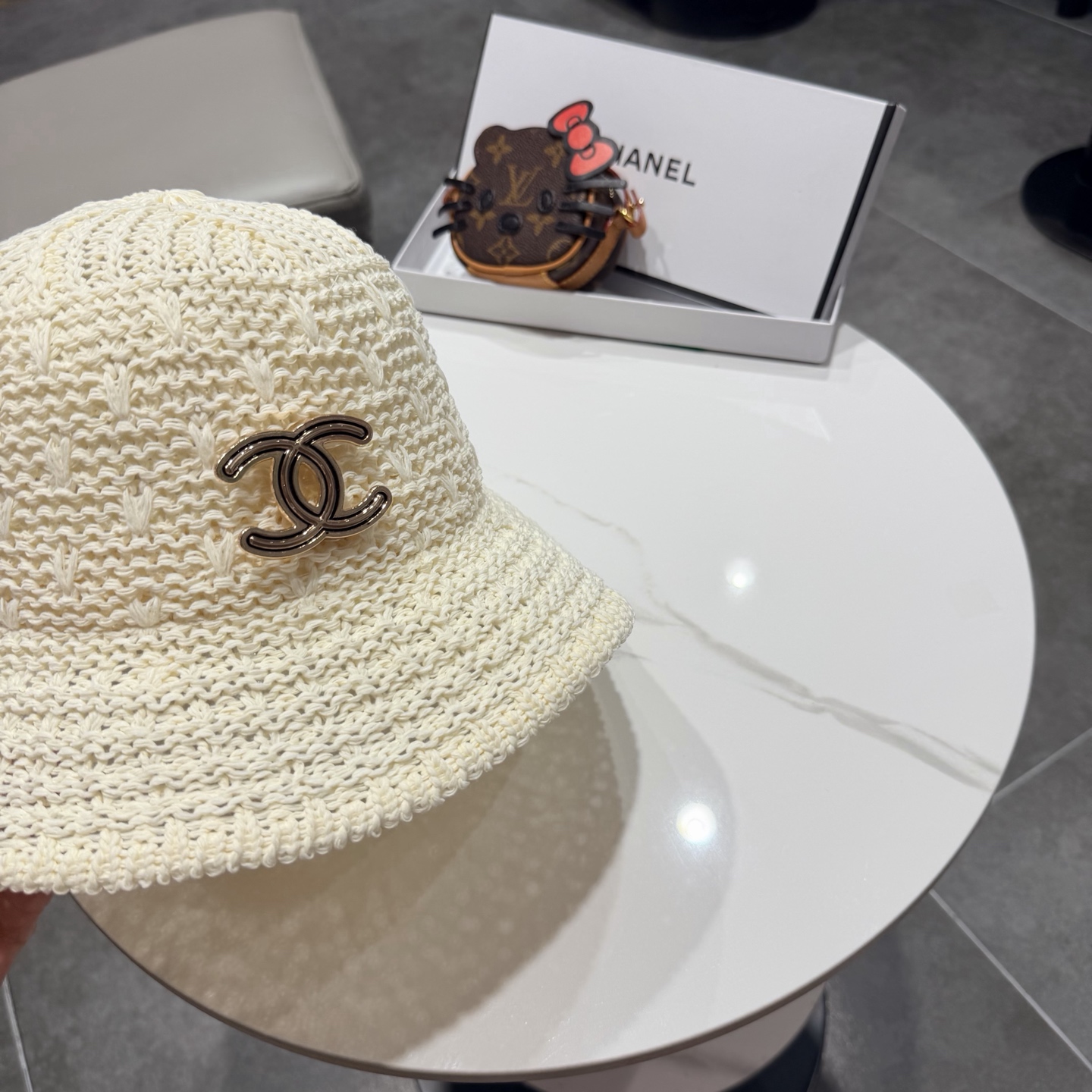 chanel香奈儿镂空百搭休闲针织帽子女春夏季透气遮阳渔夫帽户外防晒盆帽潮