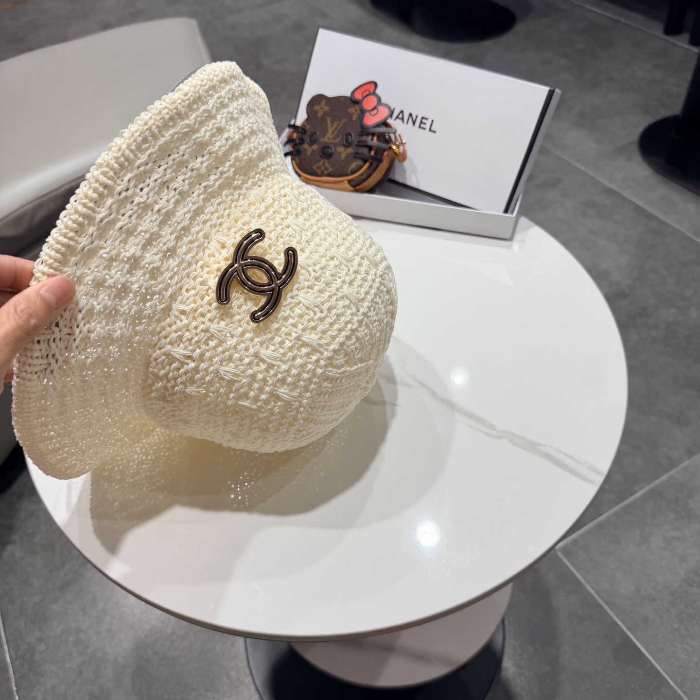 chanel香奈儿镂空百搭休闲针织帽子女春夏季透气遮阳渔夫帽户外防晒盆帽潮