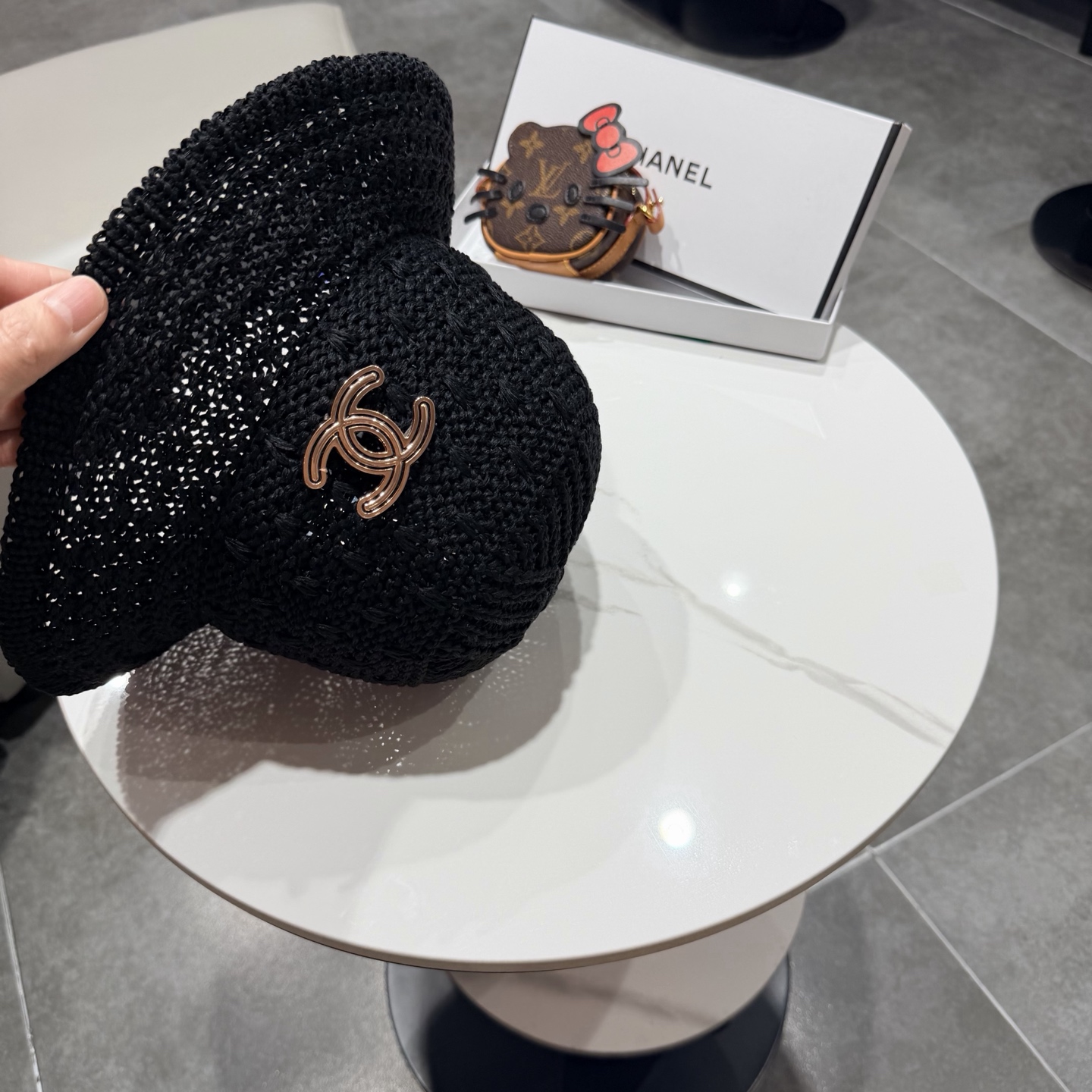 chanel香奈儿镂空百搭休闲针织帽子女春夏季透气遮阳渔夫帽户外防晒盆帽潮
