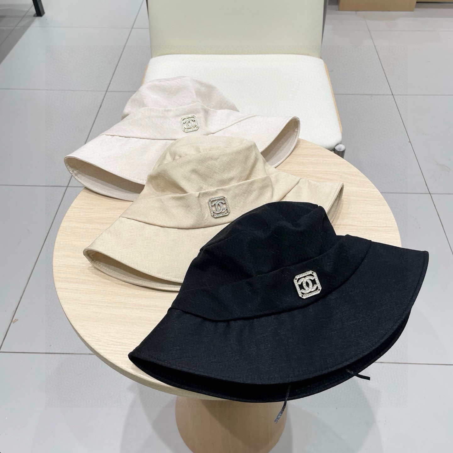 Chanel香奈儿遮阳渔夫帽，可折叠，头围57cm
