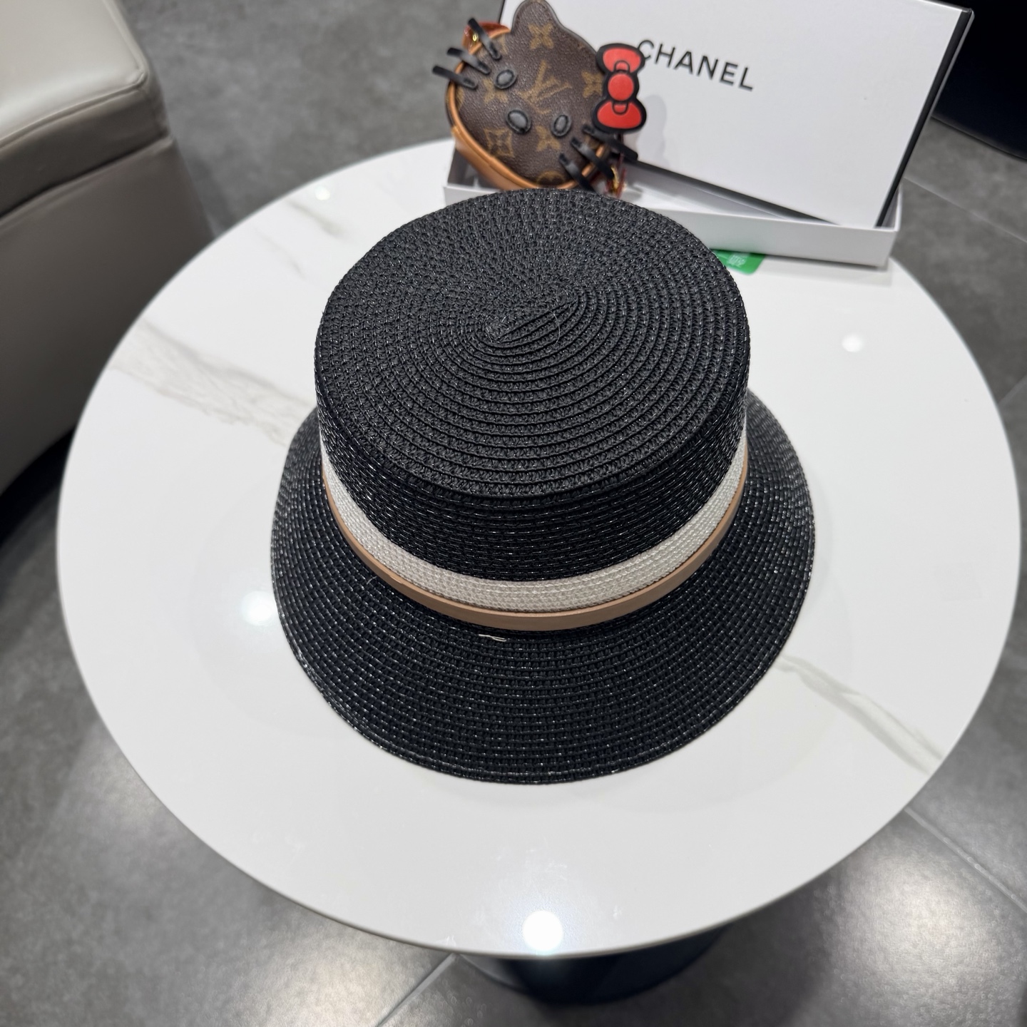 CHANEL香奈儿2026新款水桶草帽 夏天海边首选～新款材质编织而成～质感满分💯