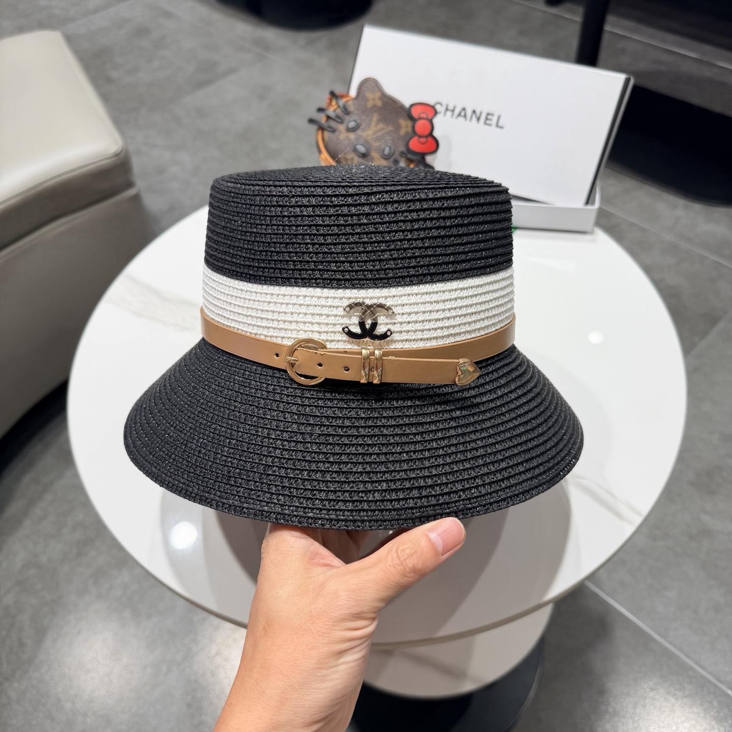 CHANEL香奈儿2026新款水桶草帽 夏天海边首选～新款材质编织而成～质感满分💯