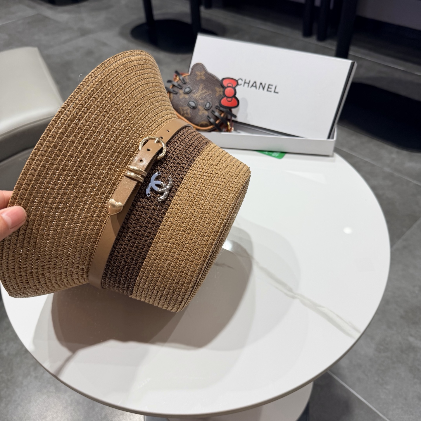 CHANEL香奈儿2026新款水桶草帽 夏天海边首选～新款材质编织而成～质感满分💯