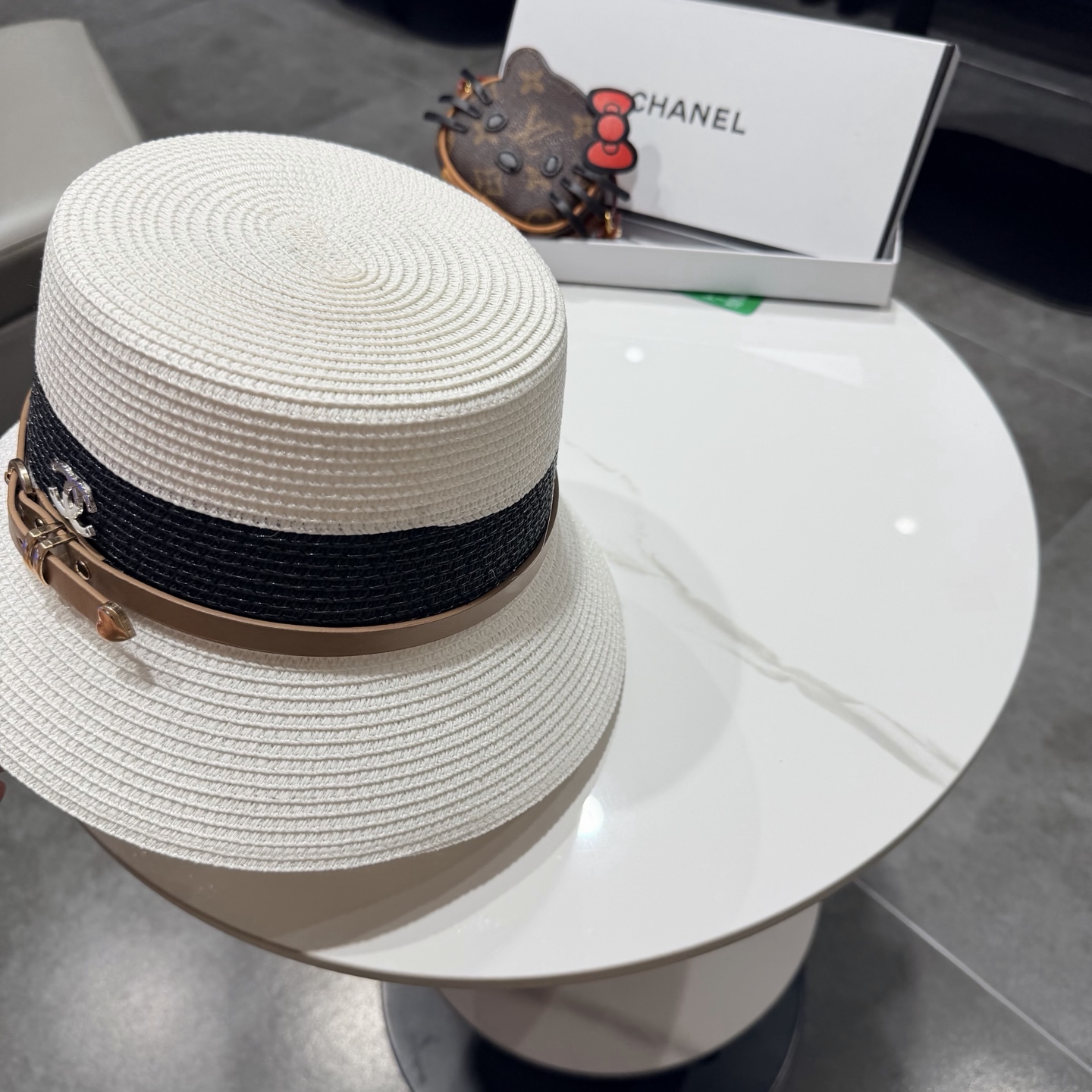 CHANEL香奈儿2026新款水桶草帽 夏天海边首选～新款材质编织而成～质感满分💯