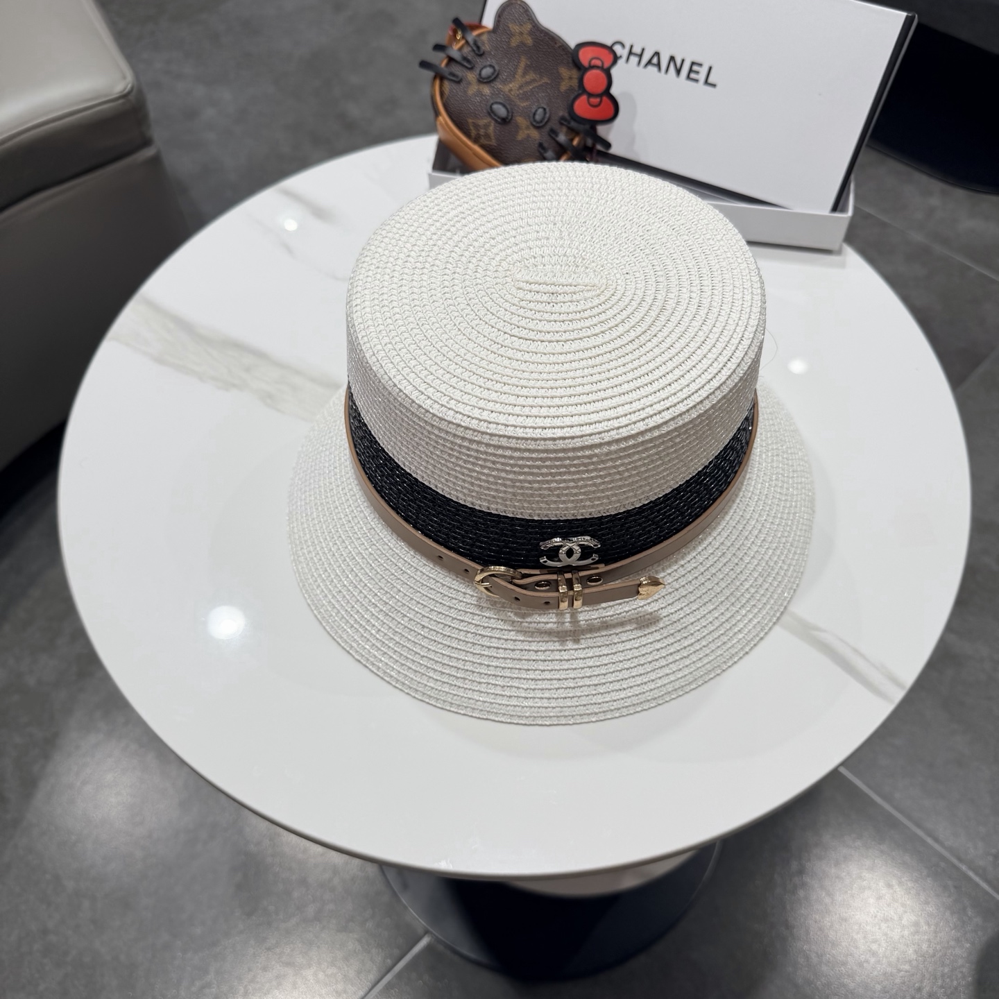 CHANEL香奈儿2026新款水桶草帽 夏天海边首选～新款材质编织而成～质感满分💯