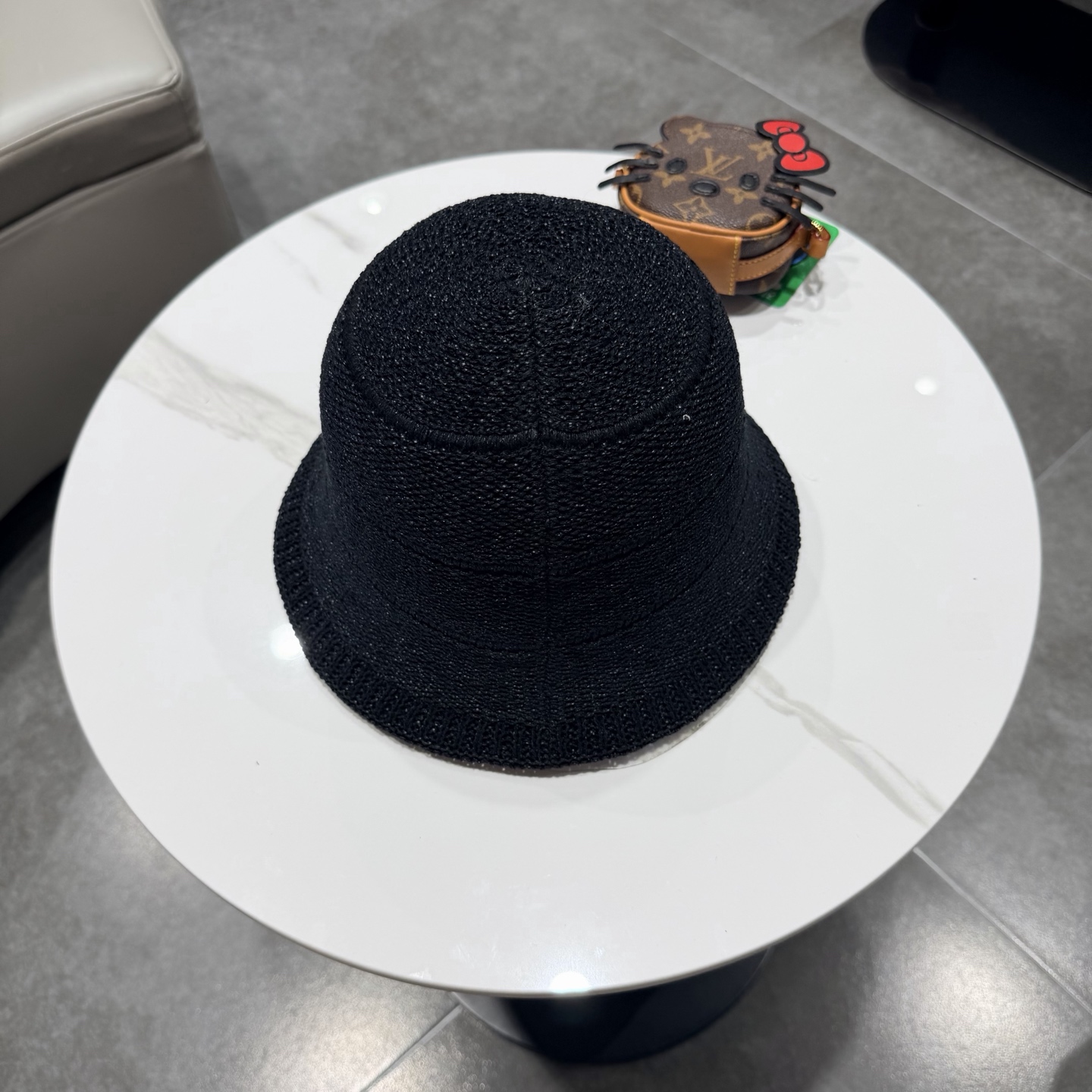 LV路易威登针织盆帽，渔夫帽高密度制作，一顶超级有品位的针织帽了~出街首选！帽型超美腻颜色妥妥，轻便携带