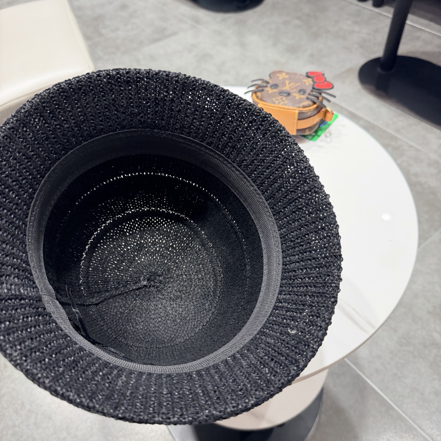 LV路易威登针织盆帽，渔夫帽高密度制作，一顶超级有品位的针织帽了~出街首选！帽型超美腻颜色妥妥，轻便携带