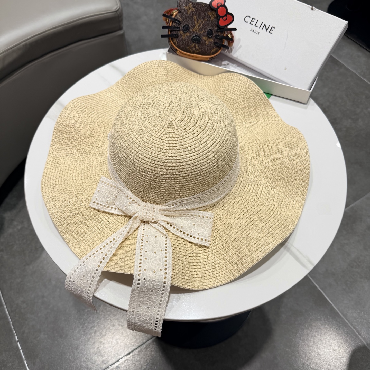 Celine赛琳新款草帽，头围57cm