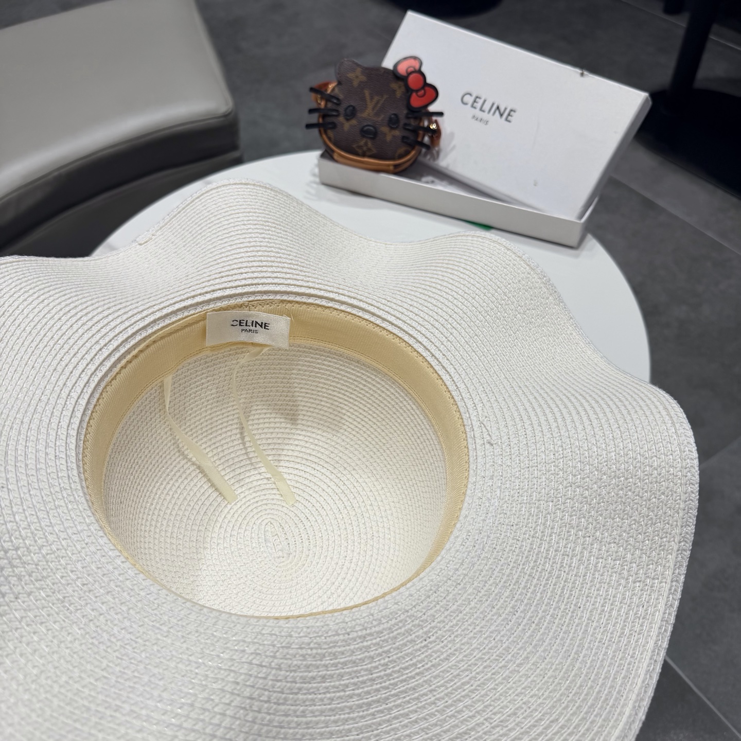 Celine赛琳新款草帽，头围57cm