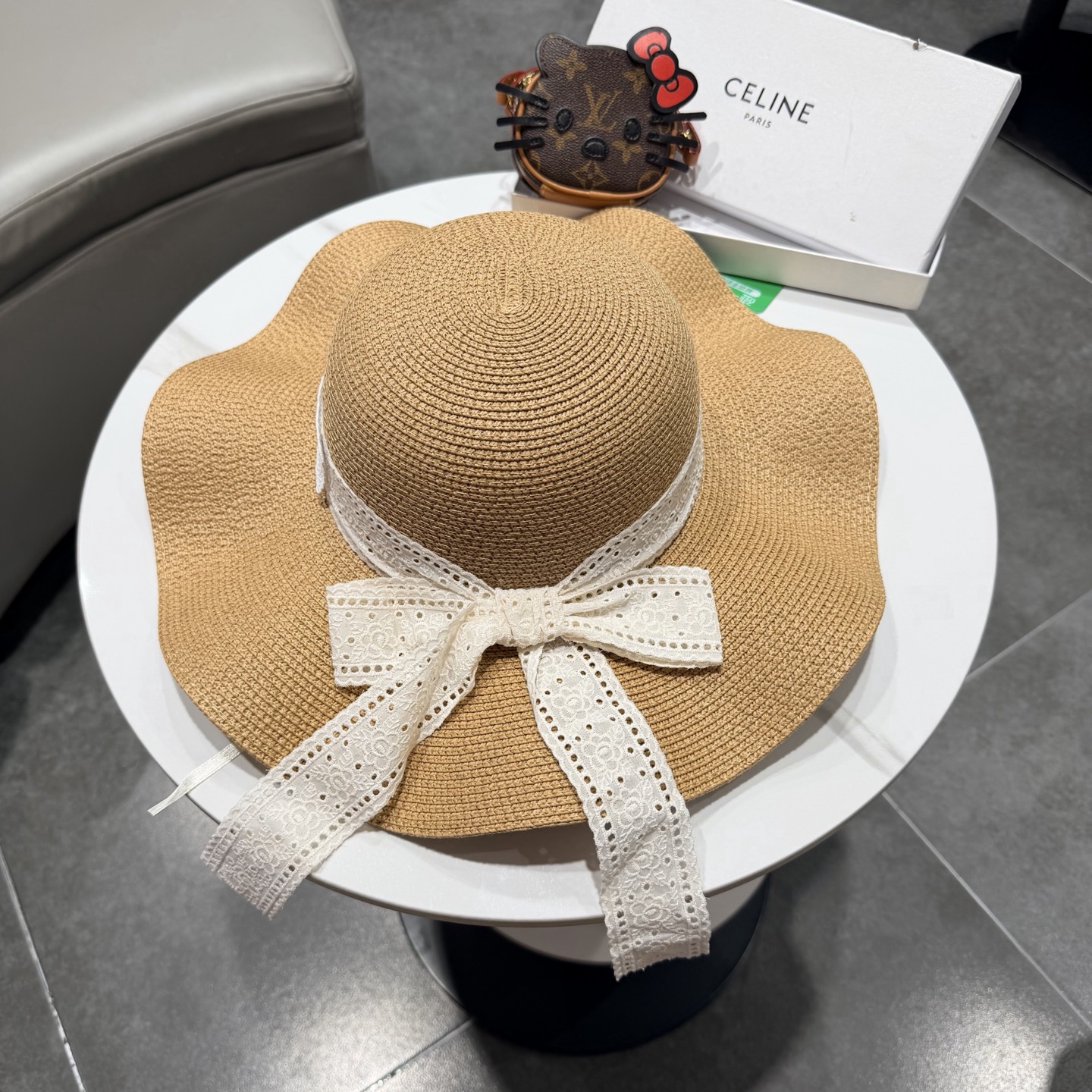 Celine赛琳新款草帽，头围57cm
