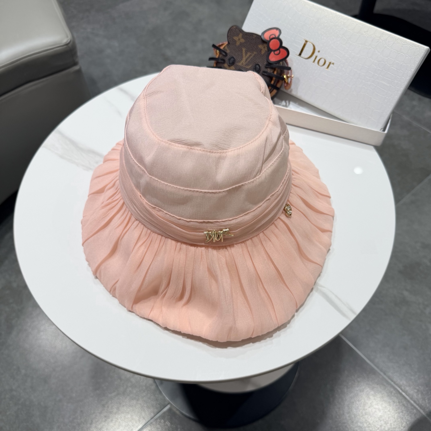【DIOR迪奥】新款走量简约渔夫帽，新款出货，大牌款超好搭配，赶紧入手！