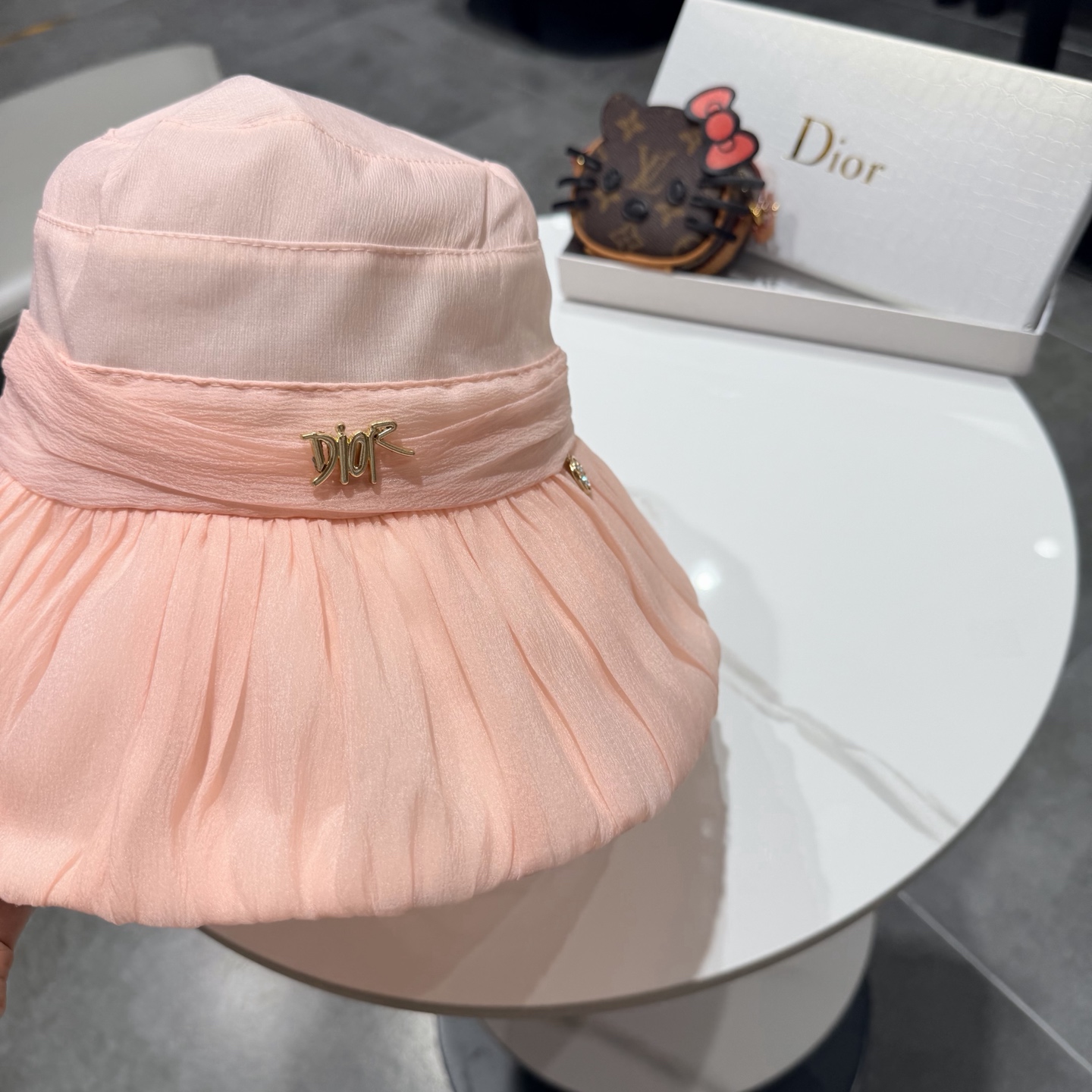 【DIOR迪奥】新款走量简约渔夫帽，新款出货，大牌款超好搭配，赶紧入手！