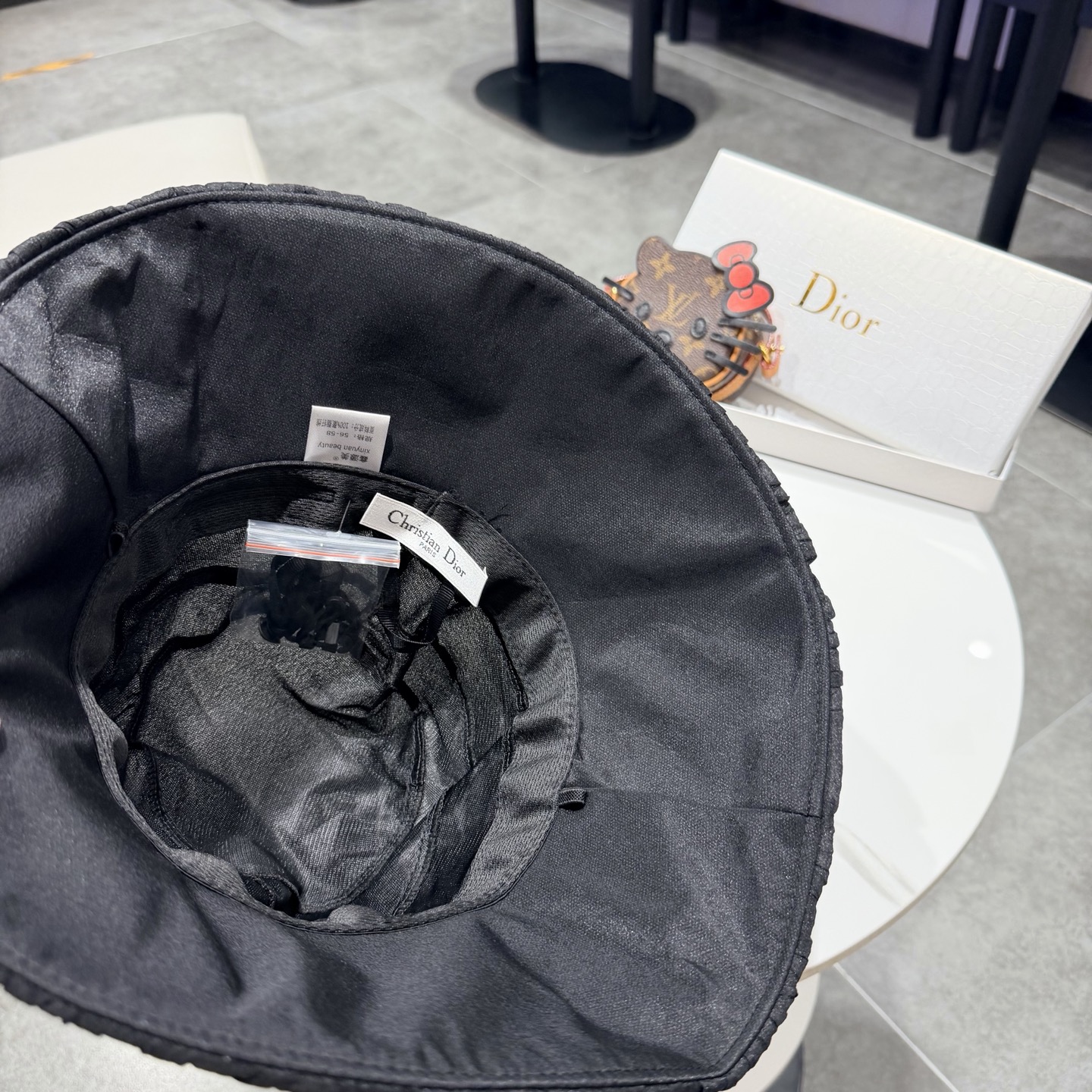 【DIOR迪奥】新款走量简约渔夫帽，新款出货，大牌款超好搭配，赶紧入手！