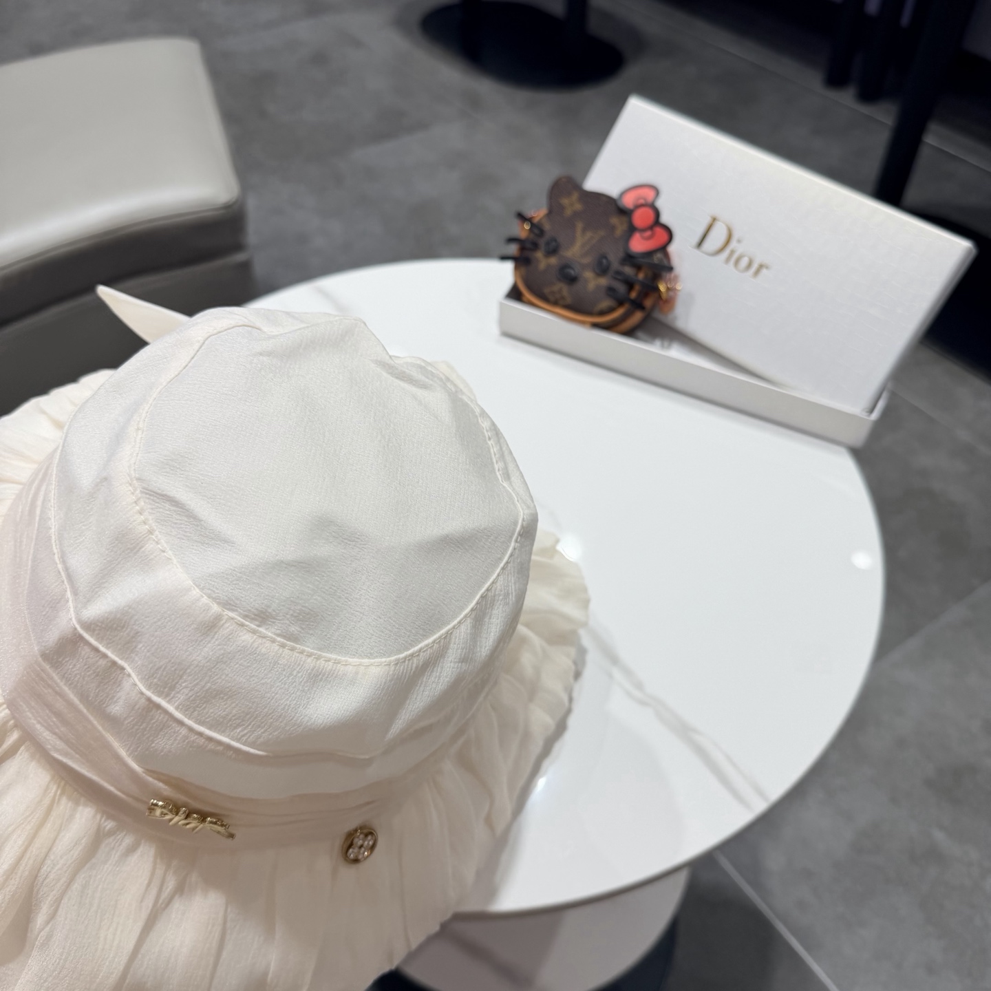 【DIOR迪奥】新款走量简约渔夫帽，新款出货，大牌款超好搭配，赶紧入手！