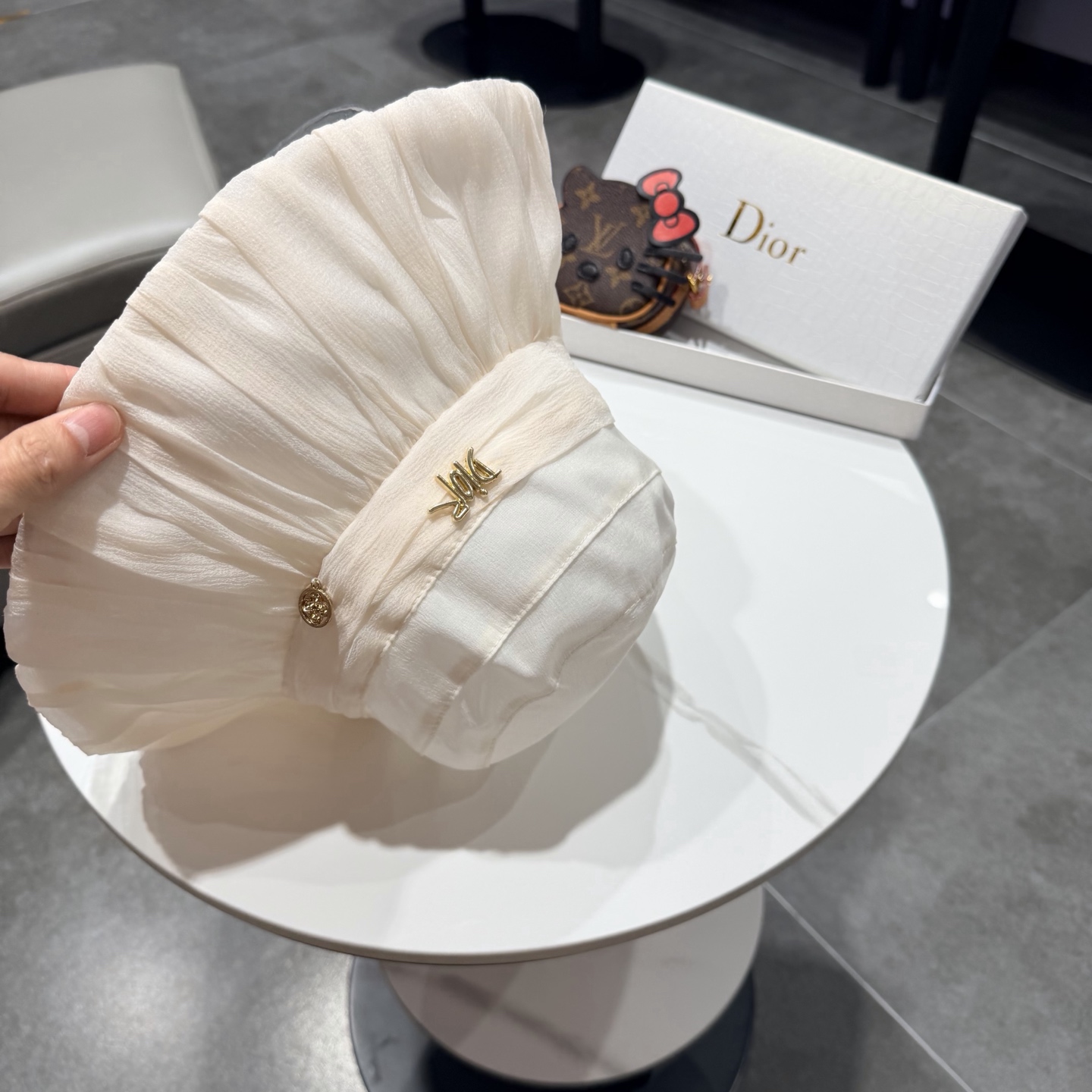 【DIOR迪奥】新款走量简约渔夫帽，新款出货，大牌款超好搭配，赶紧入手！