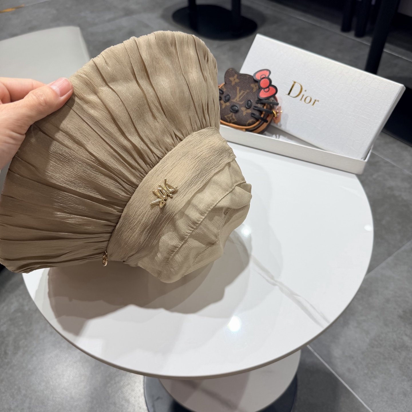 【DIOR迪奥】新款走量简约渔夫帽，新款出货，大牌款超好搭配，赶紧入手！