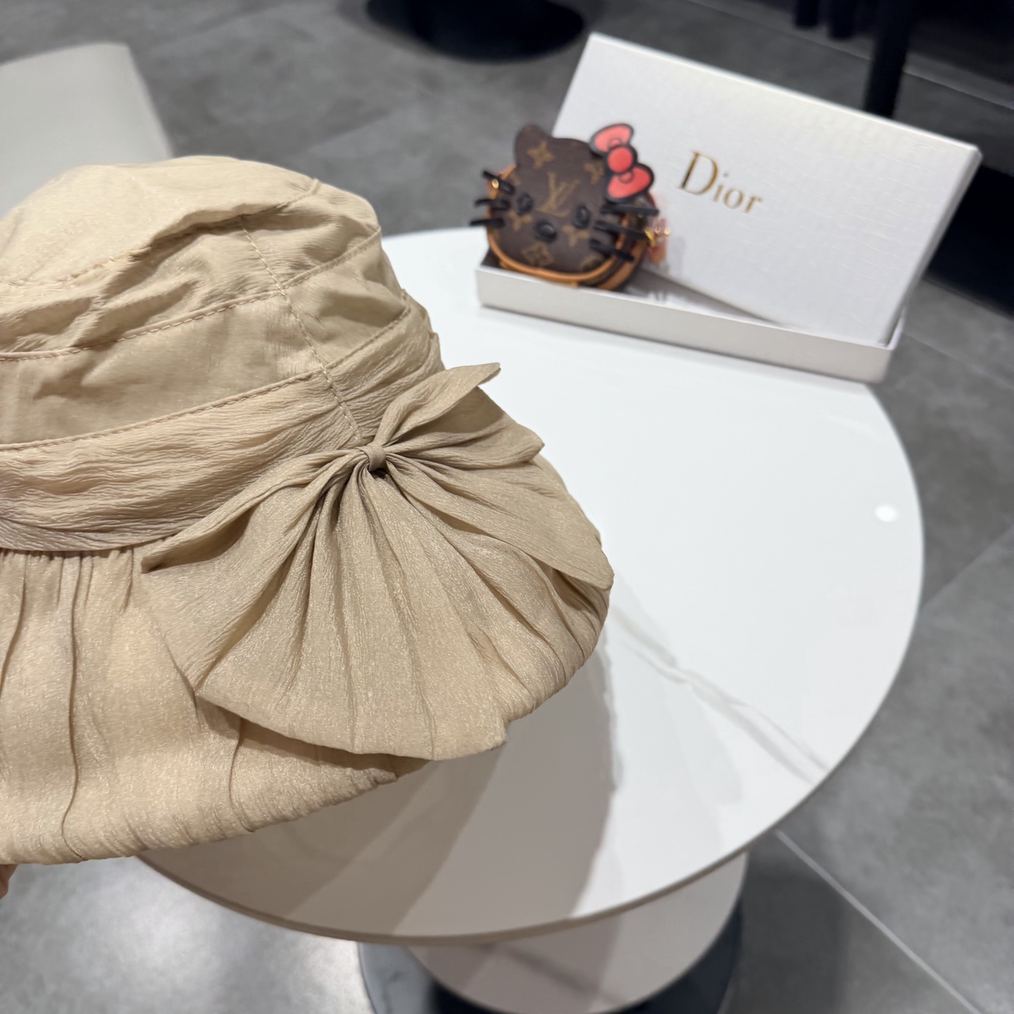 【DIOR迪奥】新款走量简约渔夫帽，新款出货，大牌款超好搭配，赶紧入手！