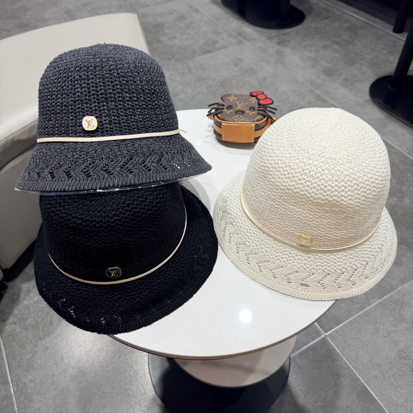 LV路易威登春夏白色镂空针织渔夫帽女防晒遮阳盆帽百搭显脸小日系文艺风帽子