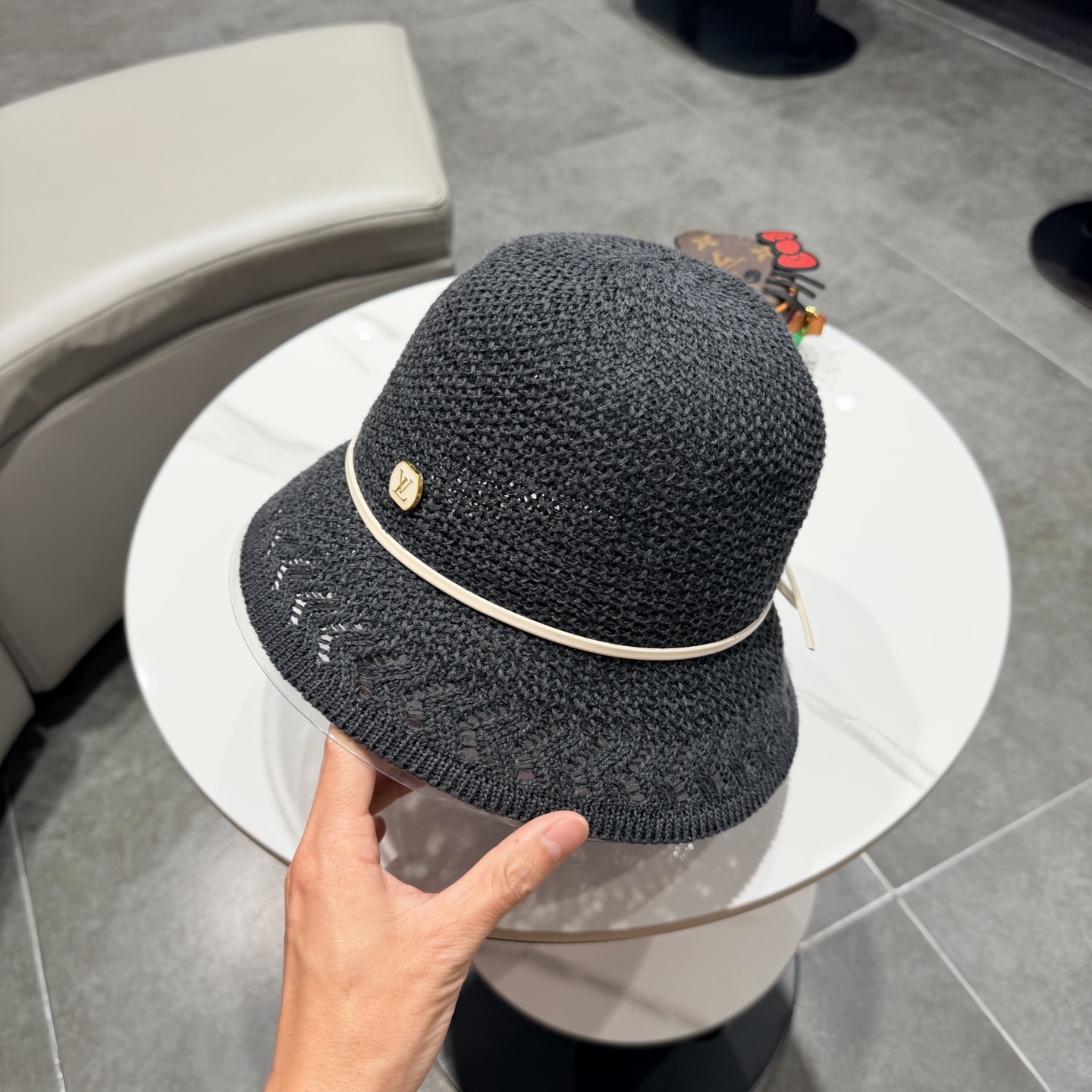 LV路易威登春夏白色镂空针织渔夫帽女防晒遮阳盆帽百搭显脸小日系文艺风帽子