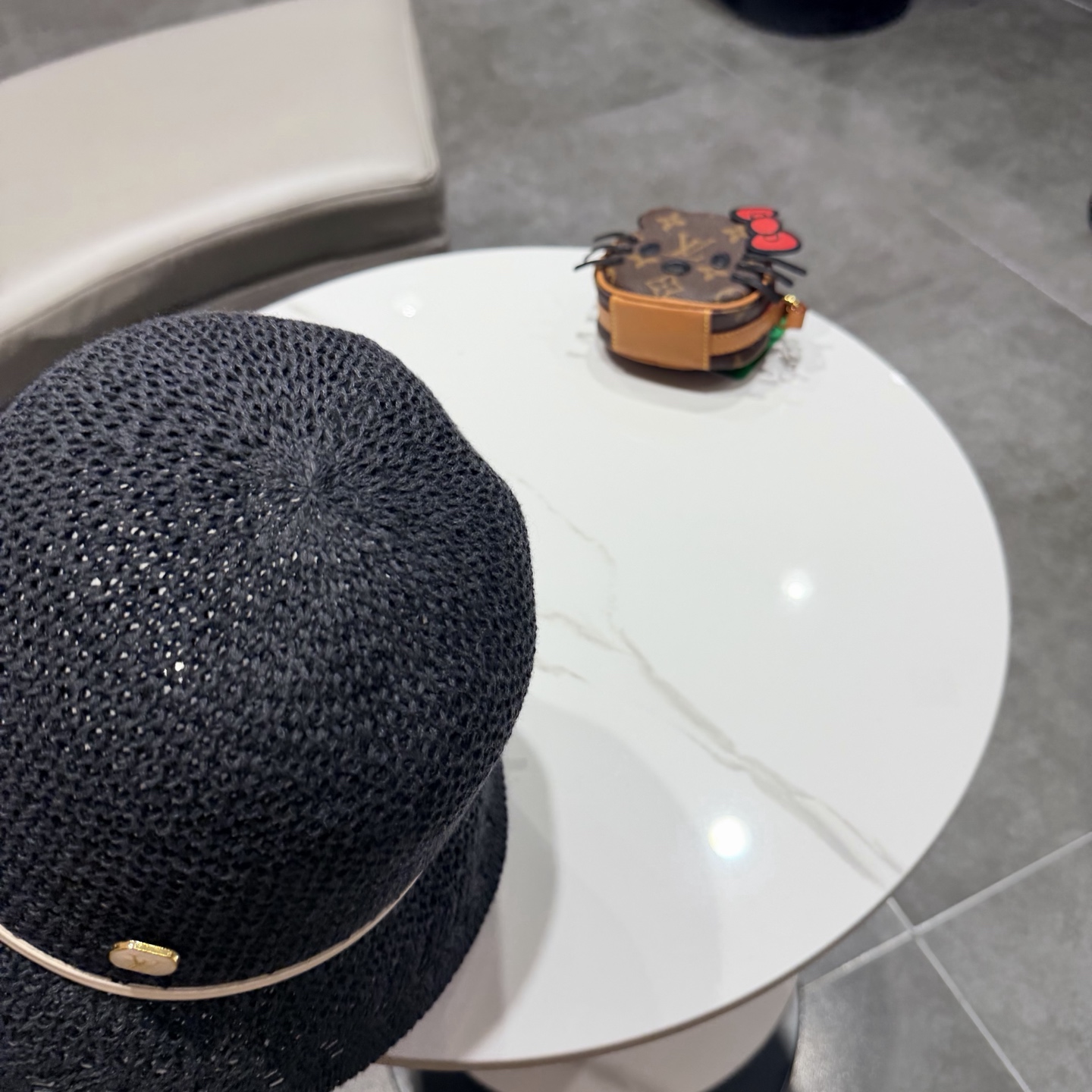 LV路易威登春夏白色镂空针织渔夫帽女防晒遮阳盆帽百搭显脸小日系文艺风帽子