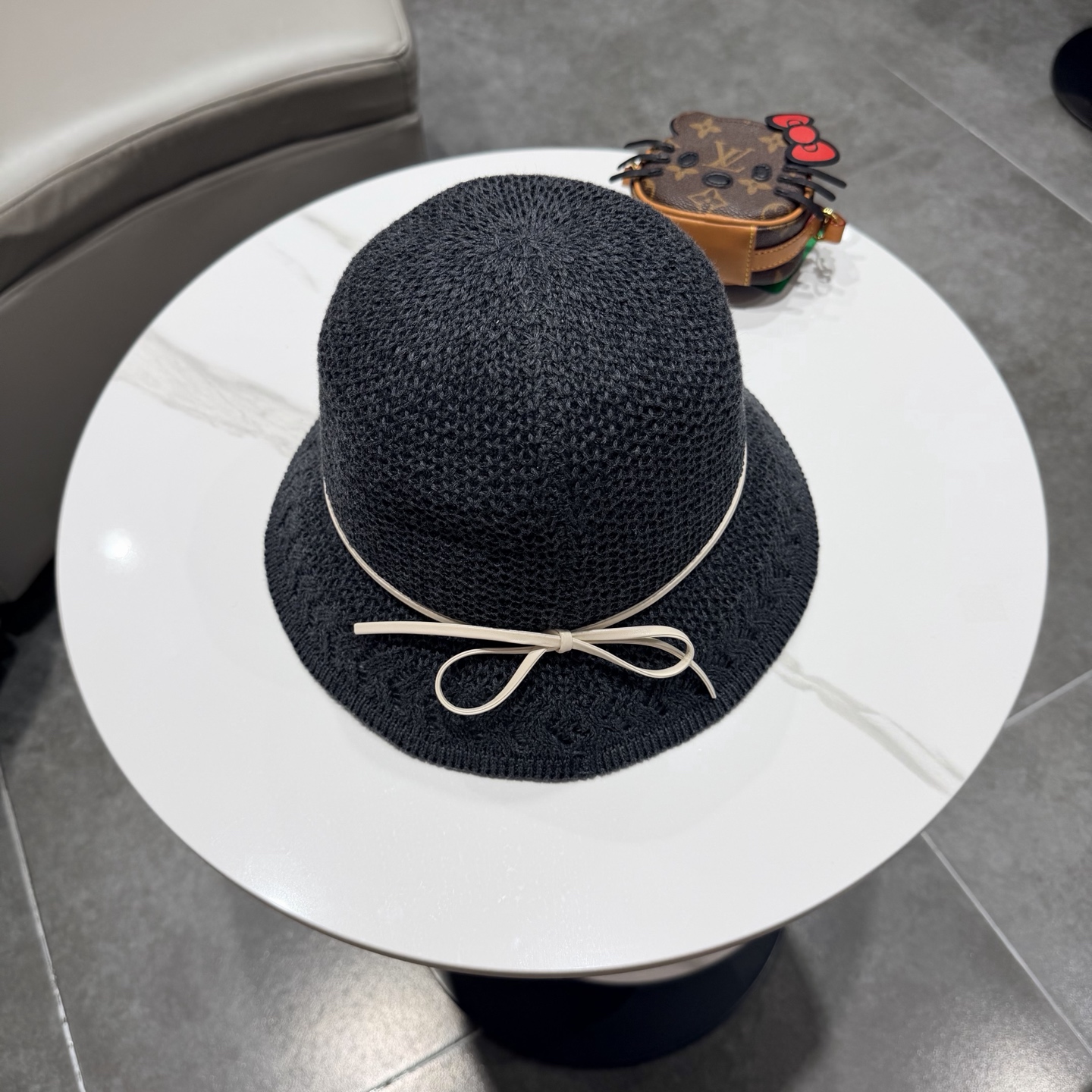 LV路易威登春夏白色镂空针织渔夫帽女防晒遮阳盆帽百搭显脸小日系文艺风帽子