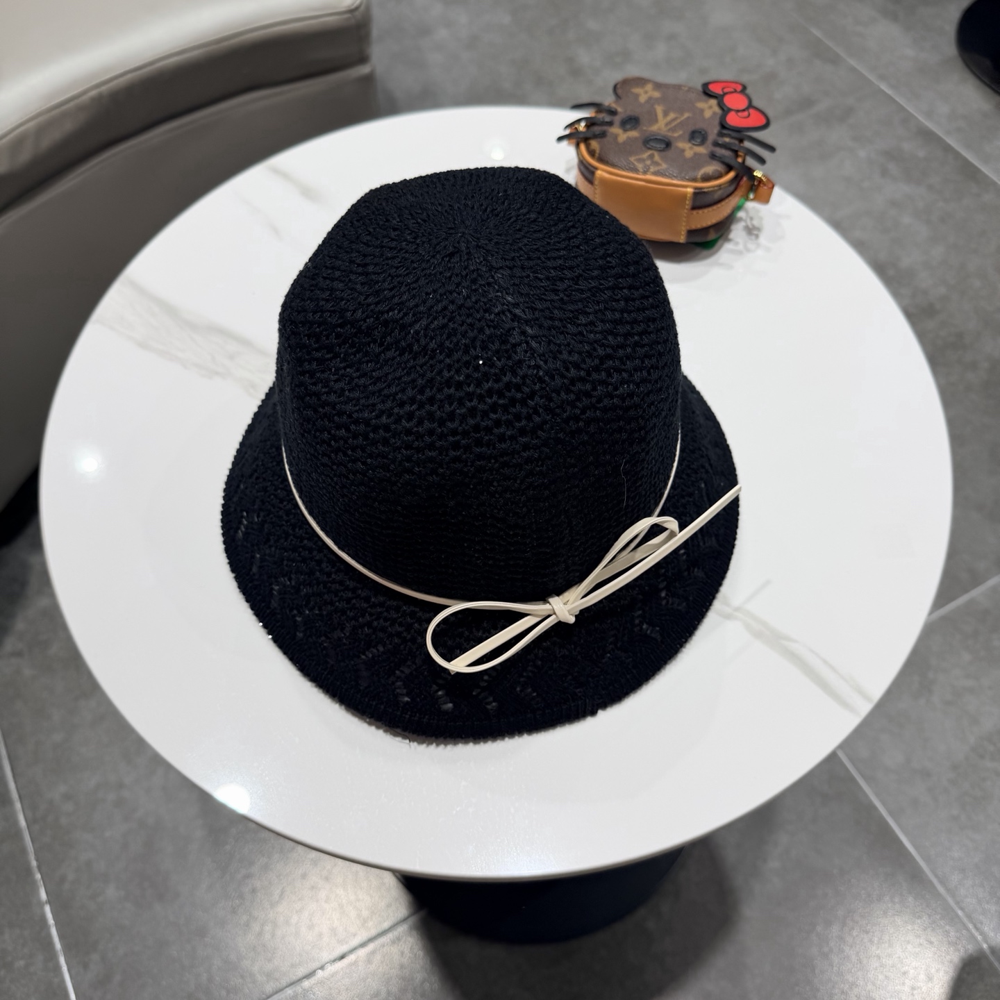 LV路易威登春夏白色镂空针织渔夫帽女防晒遮阳盆帽百搭显脸小日系文艺风帽子