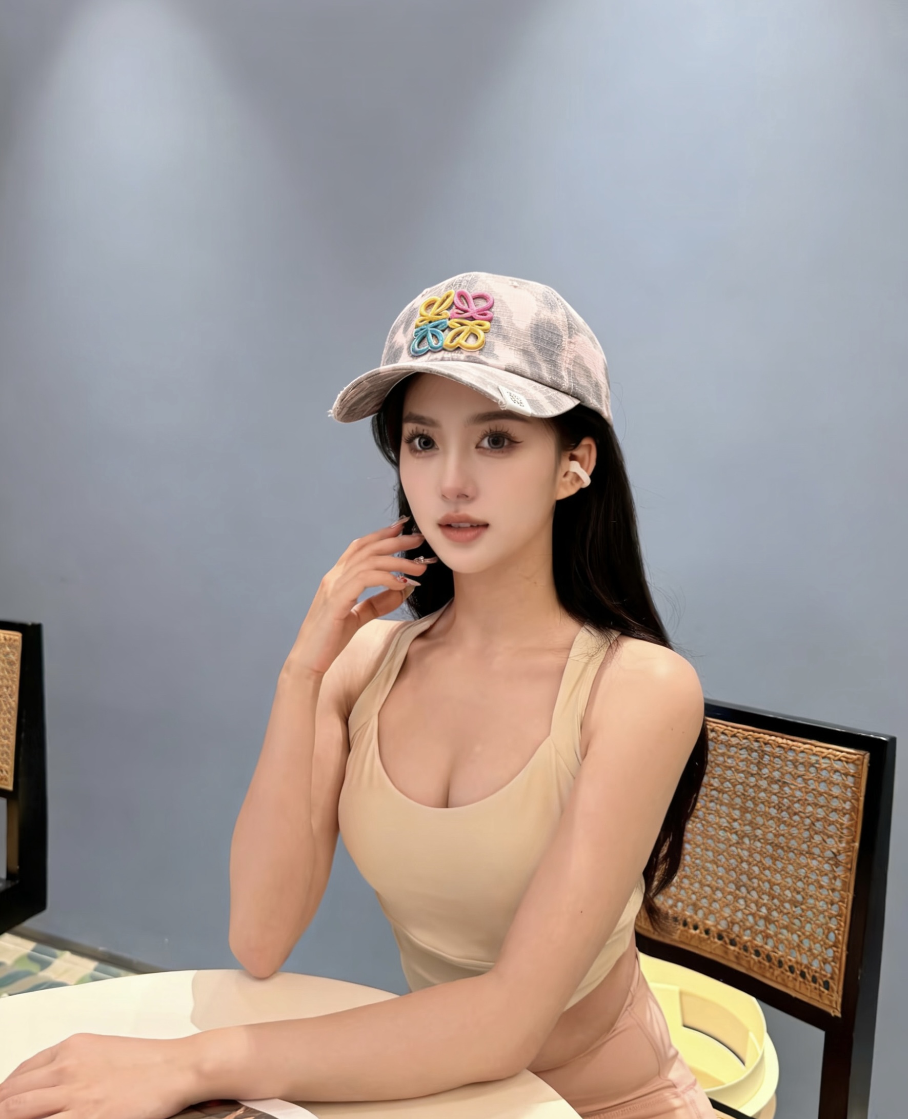 LOEWE【罗意威】新款刺绣棒球帽，专柜同步出货，大牌款超好搭配，赶紧入手