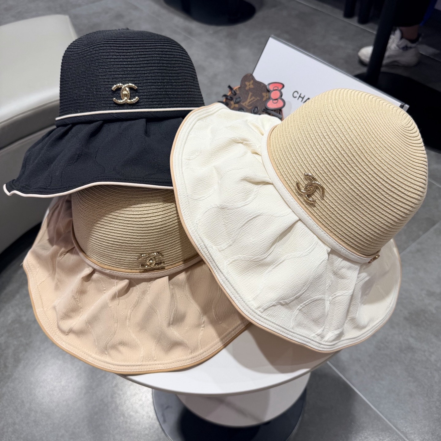 chanel香奈儿2026新款夏季防晒大檐草编渔夫帽女防紫外线遮阳帽沙滩度假防晒帽