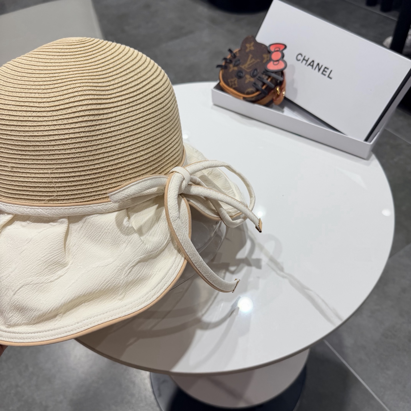 chanel香奈儿2026新款夏季防晒大檐草编渔夫帽女防紫外线遮阳帽沙滩度假防晒帽