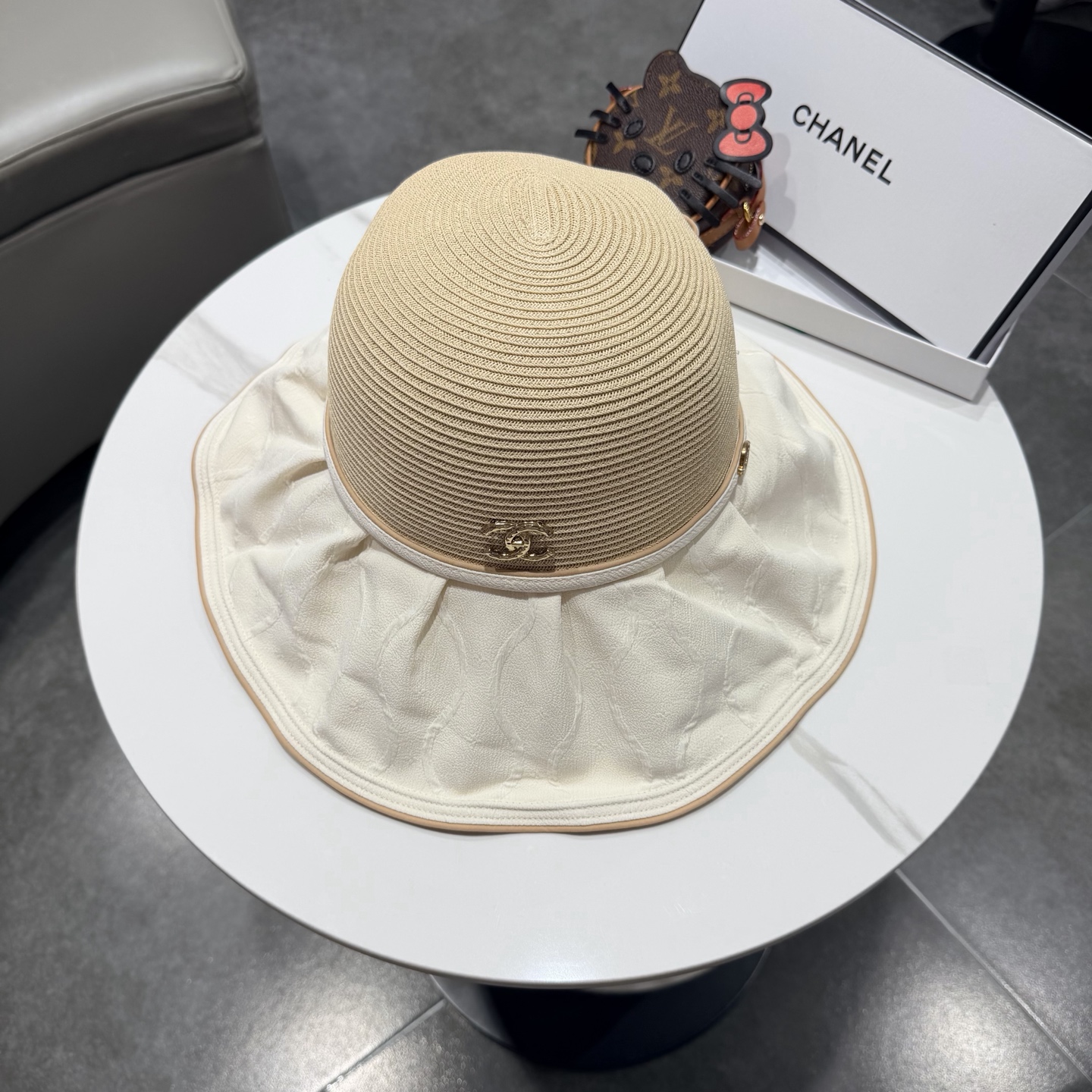 chanel香奈儿2026新款夏季防晒大檐草编渔夫帽女防紫外线遮阳帽沙滩度假防晒帽