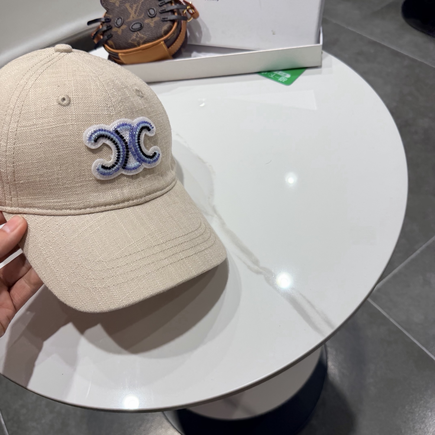 【CELINE赛琳】新款经典休闲潮流款 棒球帽日韩风格，随便搭配都超好看！出门旅游，绝对要入手的一款