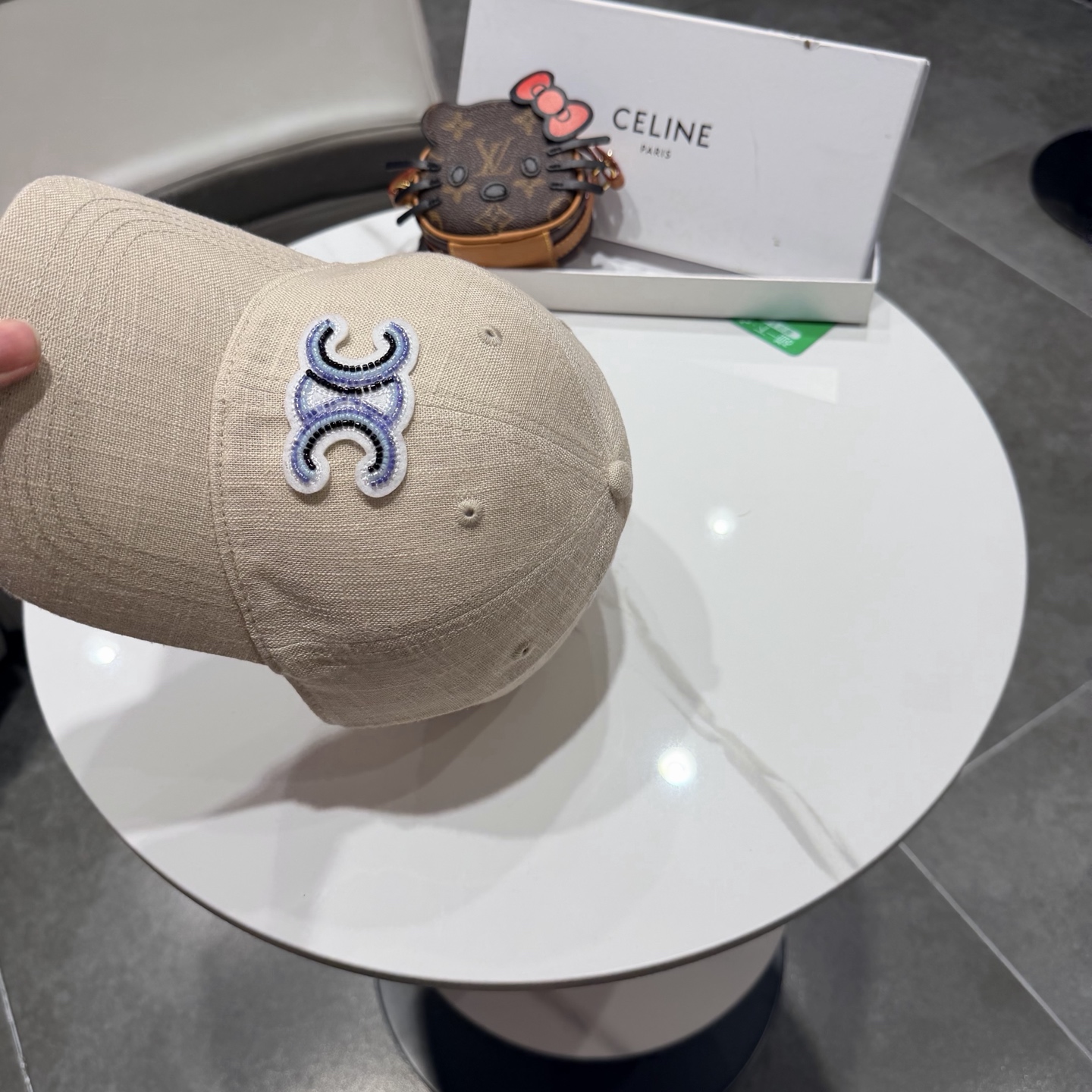 【CELINE赛琳】新款经典休闲潮流款 棒球帽日韩风格，随便搭配都超好看！出门旅游，绝对要入手的一款