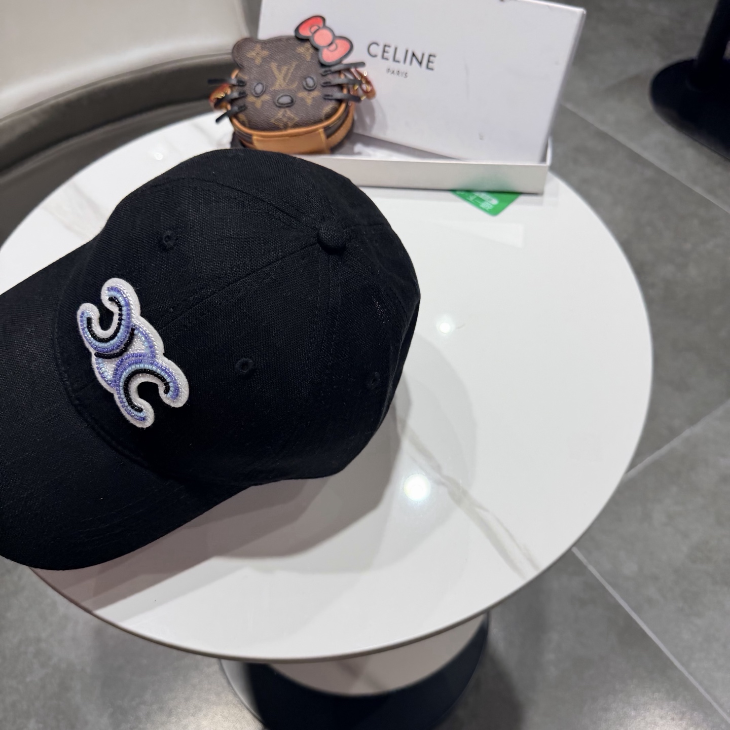 【CELINE赛琳】新款经典休闲潮流款 棒球帽日韩风格，随便搭配都超好看！出门旅游，绝对要入手的一款