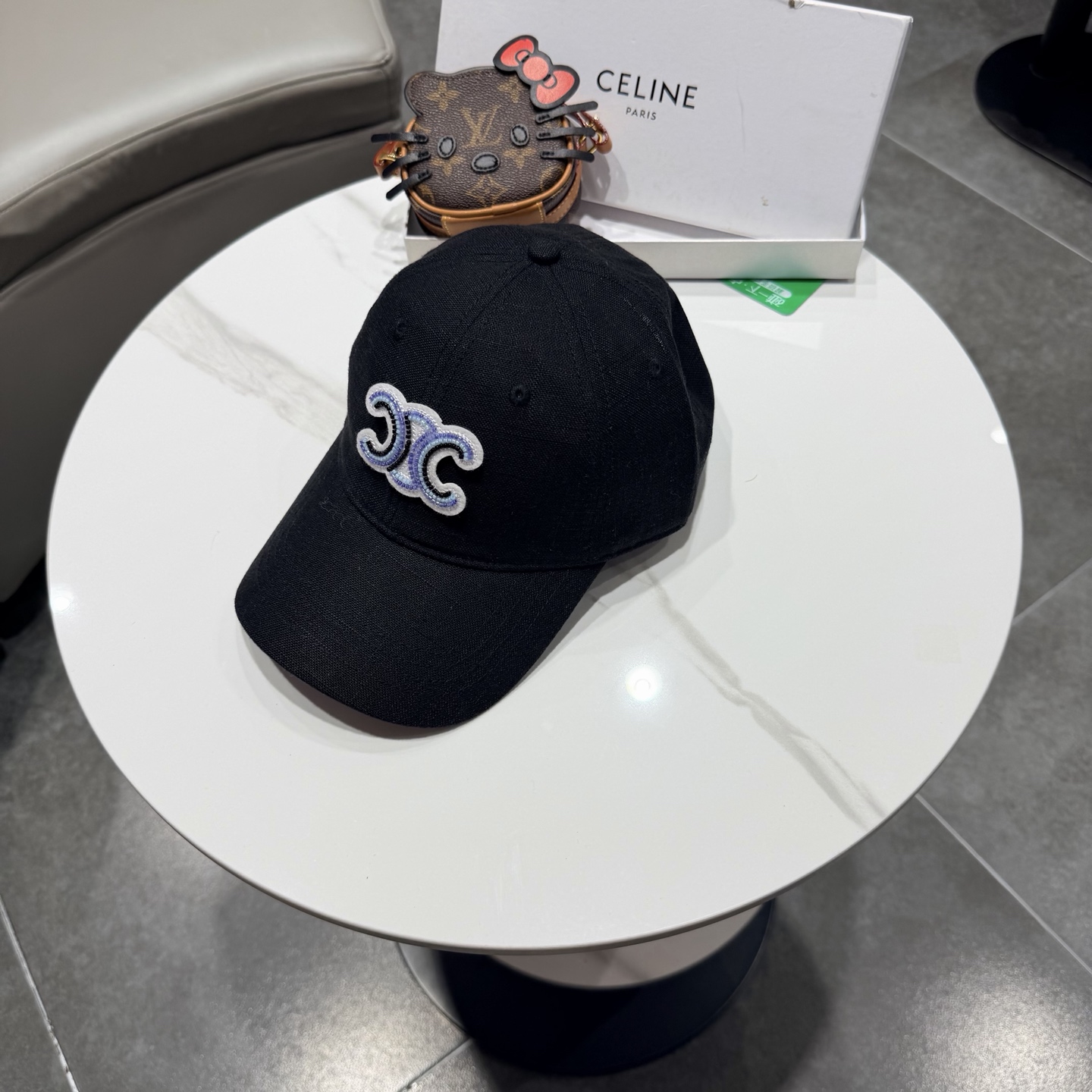 【CELINE赛琳】新款经典休闲潮流款 棒球帽日韩风格，随便搭配都超好看！出门旅游，绝对要入手的一款