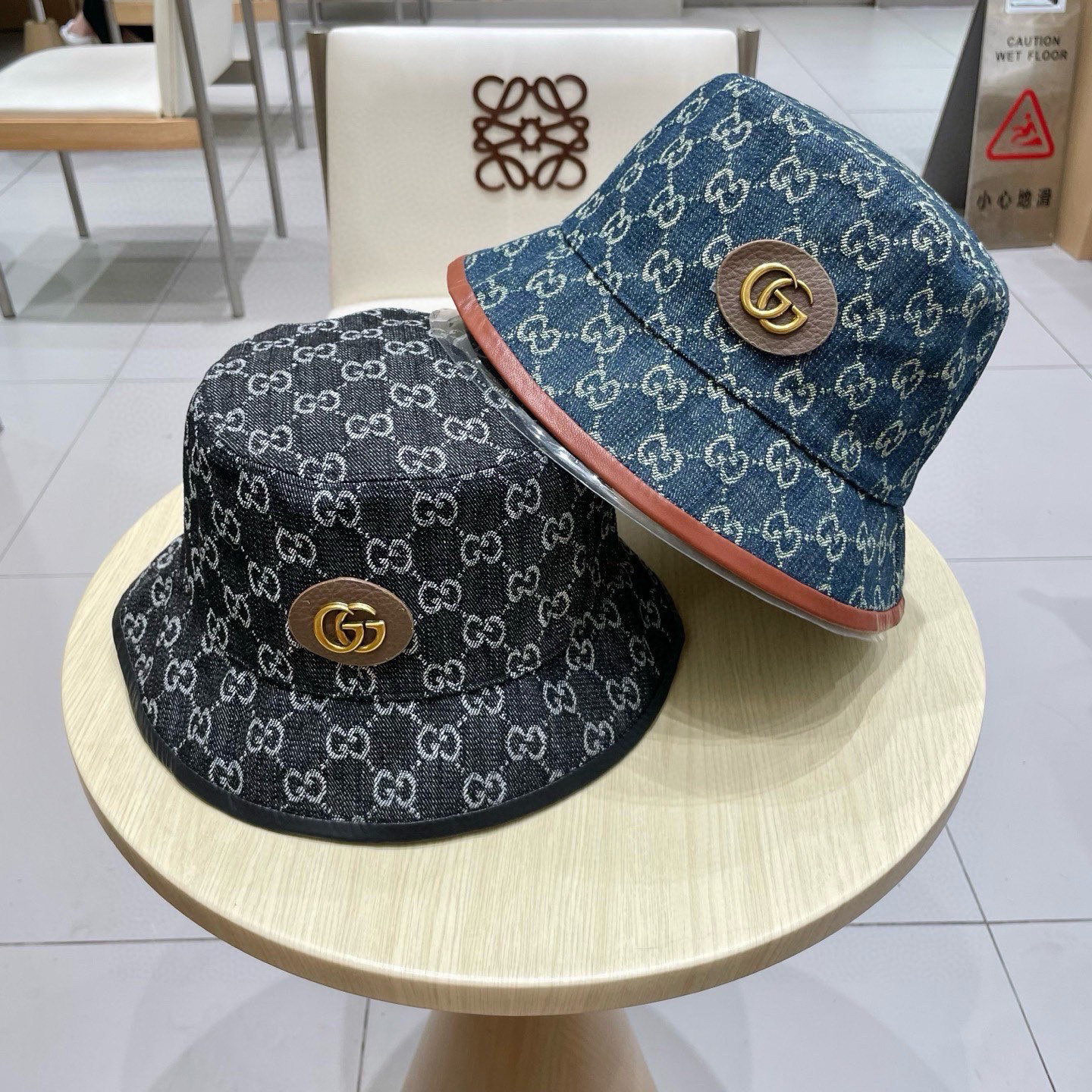 GUCCI古奇 2025专柜新款提花款牛仔渔夫帽，很潮！休闲运动款，经典制作，超级好搭衣服！显脸小