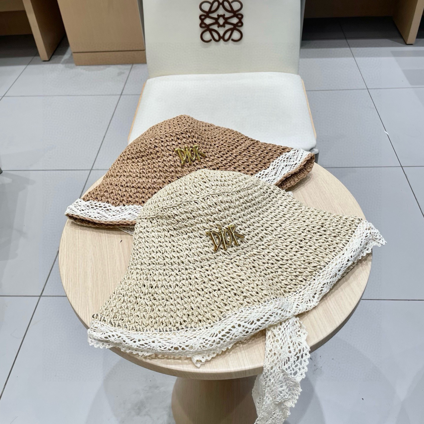 DIOR迪奥法式蕾丝花边遮阳草帽女夏季大帽檐飘带渔夫帽海边可折叠太阳帽子