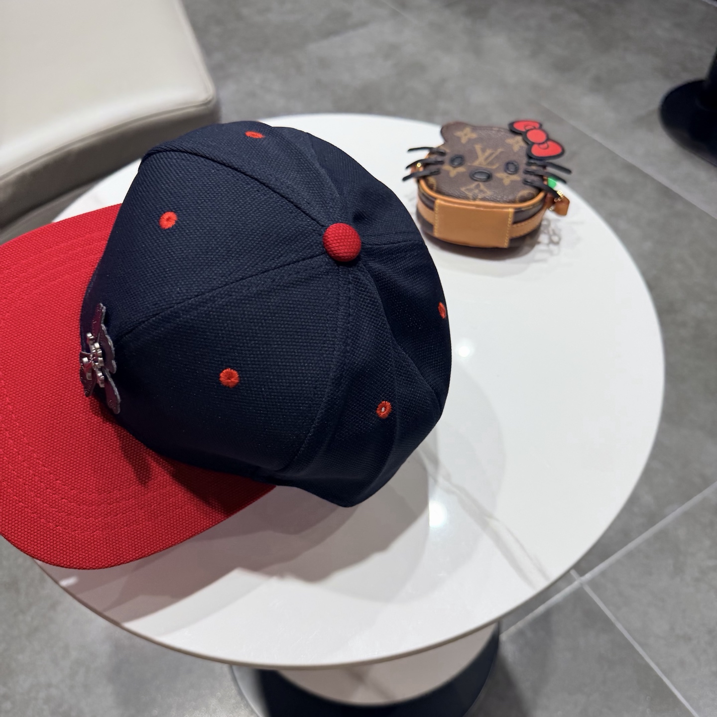 【克罗心】新款经典休闲潮流款 棒球帽日韩风格，随便搭配都超好看！出门旅游，绝对要入手的一款