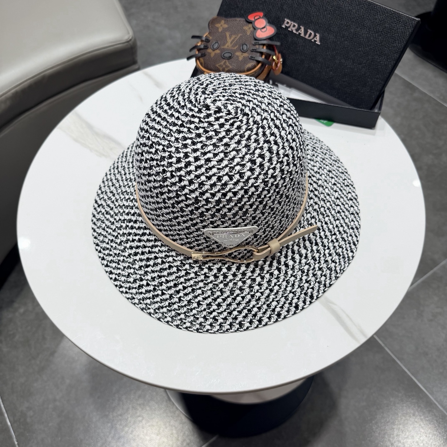 普拉达2026夏款礼帽，草帽，小清新 头围57cm