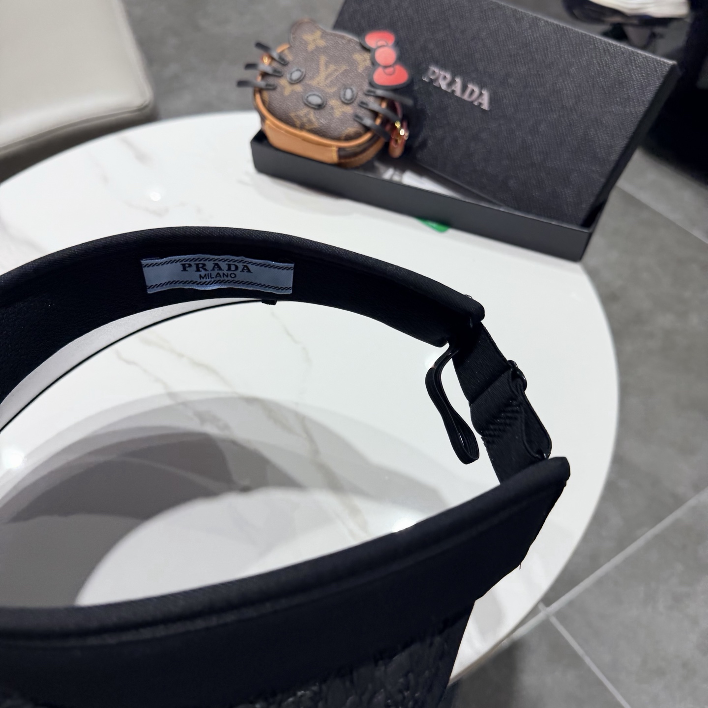 普拉达空顶帽遮阳效果一流🥳🥳墙裂推荐🔺