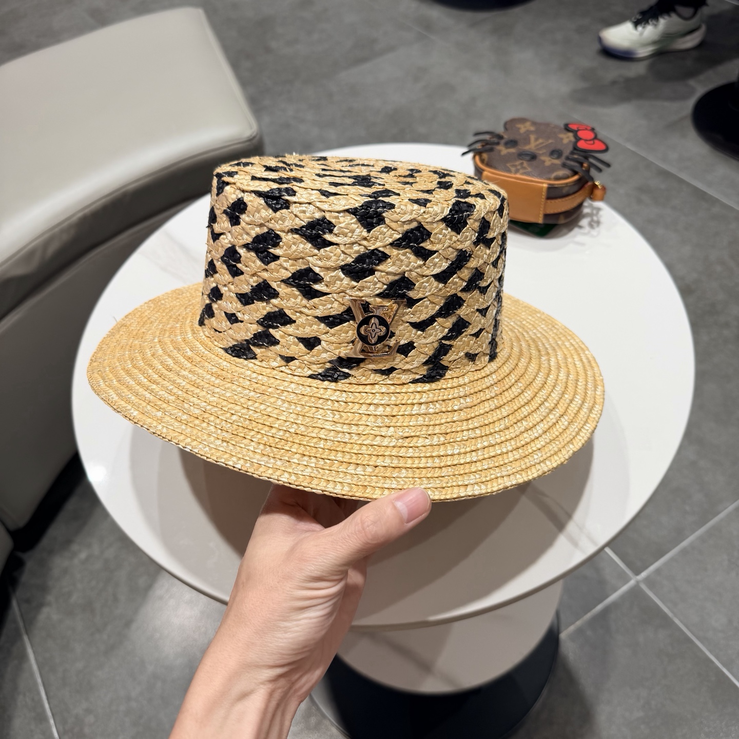 LV路易威登新款 麦秆草礼帽，2026新品草帽 平顶礼帽🎩 出游必备 头围57cm