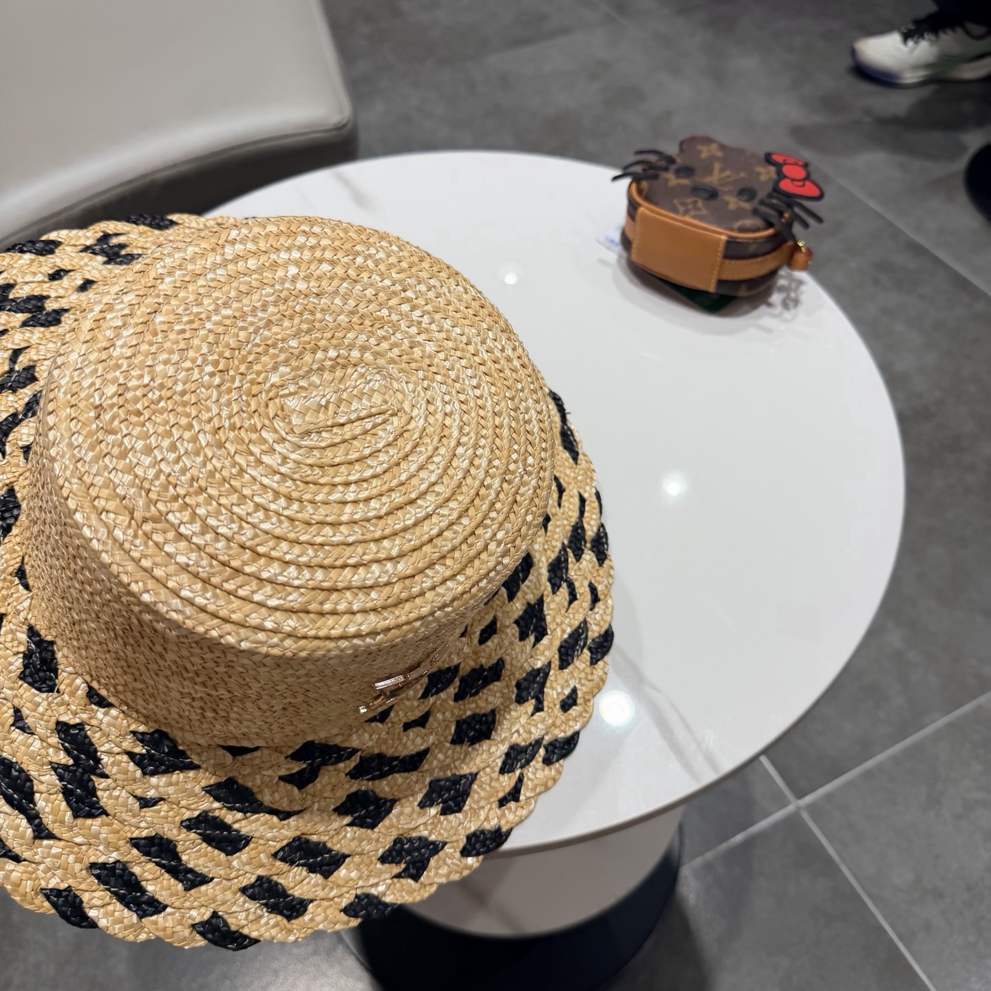 LV路易威登新款 麦秆草礼帽，2026新品草帽 平顶礼帽🎩 出游必备 头围57cm