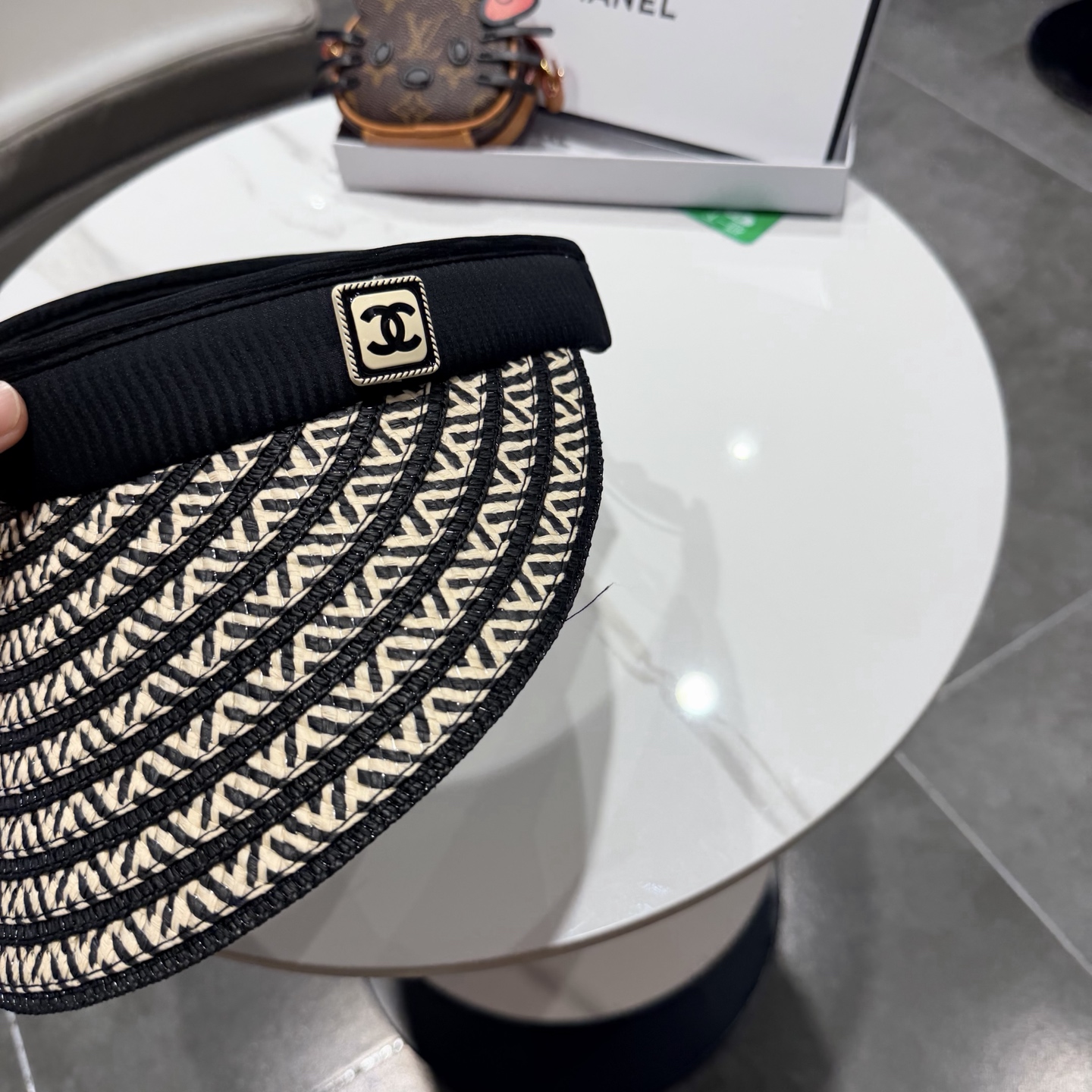 Chanel香奈儿发箍遮阳帽 空顶草帽